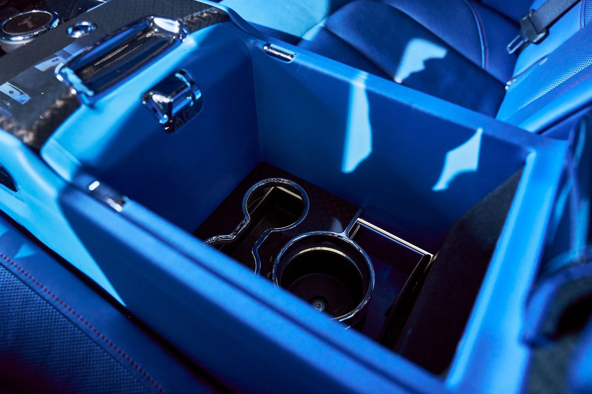 mph054_3372588125_Used_2021_Rolls_Royce_Cullinan_Base_1770692248_e888e272e4