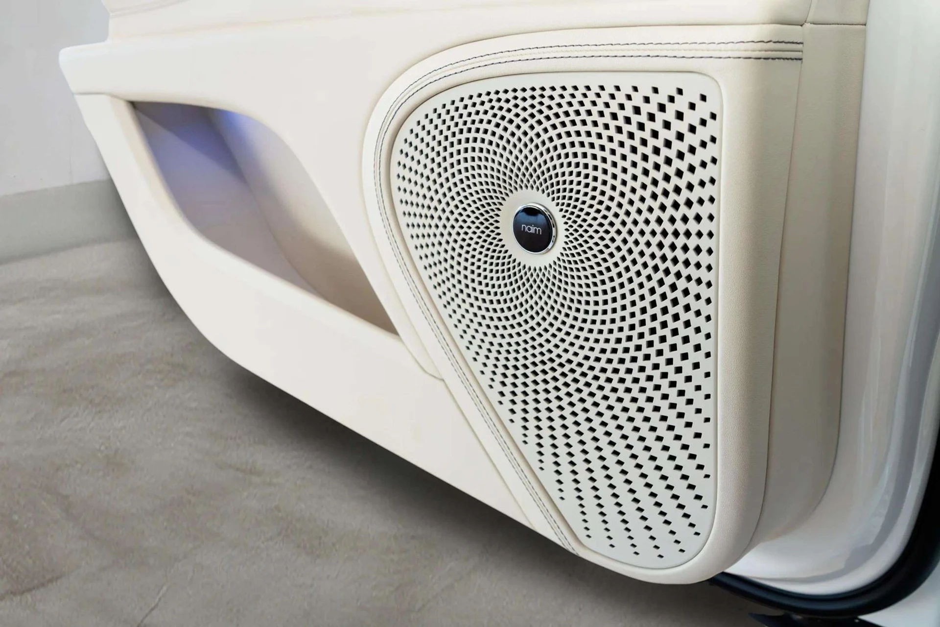 mph054_3399988788_5e7f4ce3_e60e_4188_9750_d801b8c06f7f_fb4e2202be