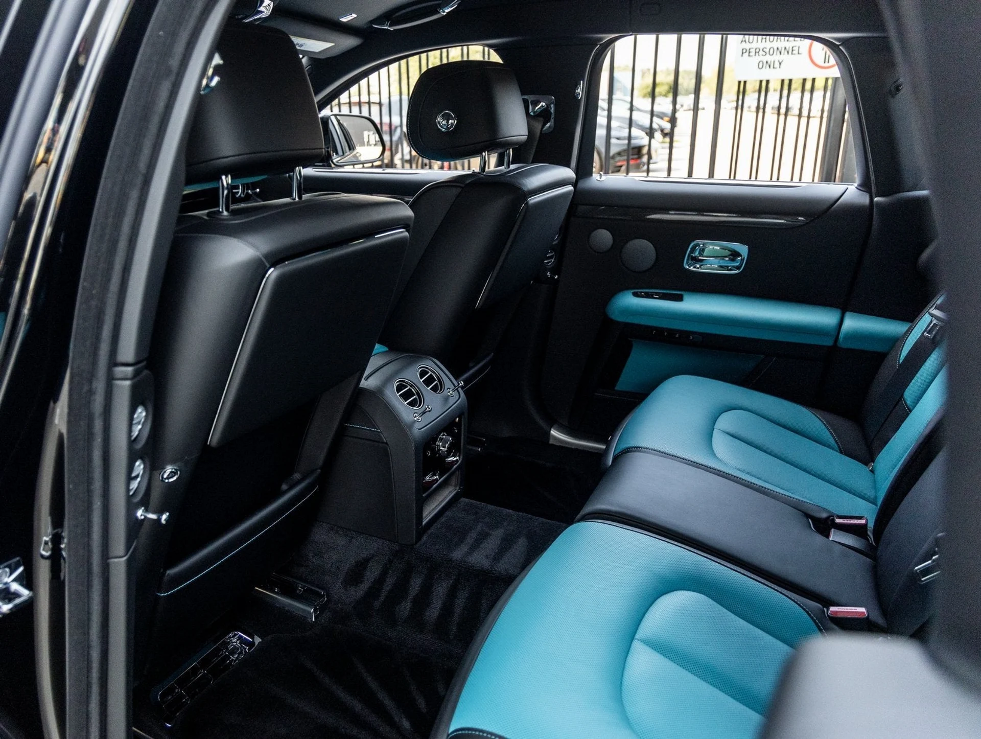 mph054_3427004454_55_62d05beb65