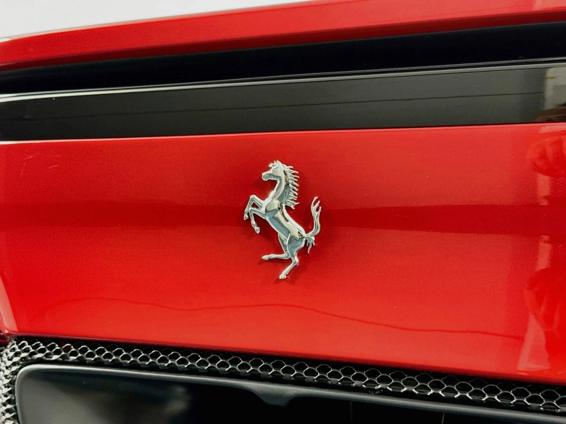 mph054_346554057_Used_2024_Ferrari_296_GTS_1791318686_1664db1694