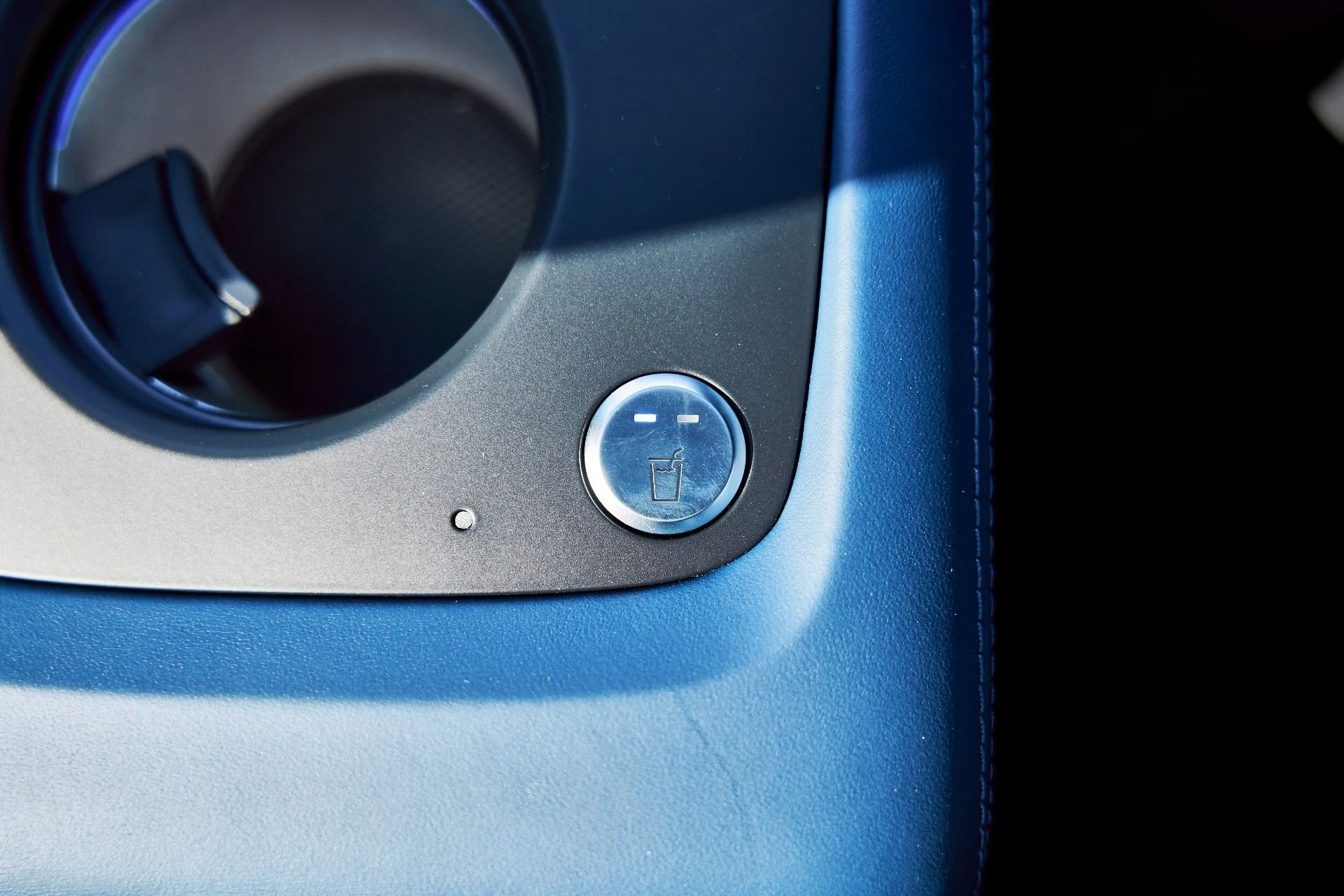 mph054_3469319327_Used_2026_Mercedes_Benz_GLS_Maybach_GLS_600_1770697636_4adc72b336