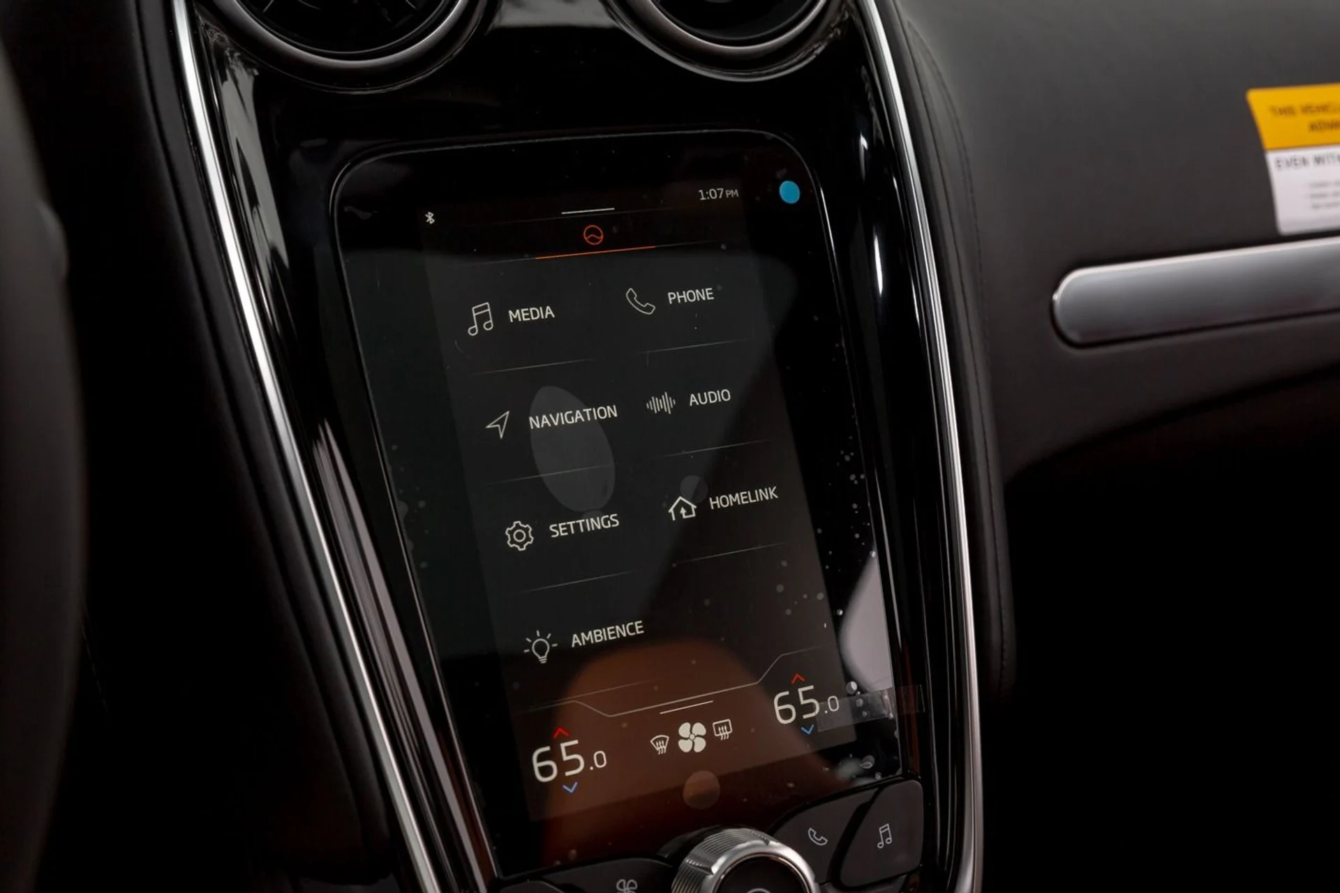 mph054_355218525_470_p55_l_db0b166215