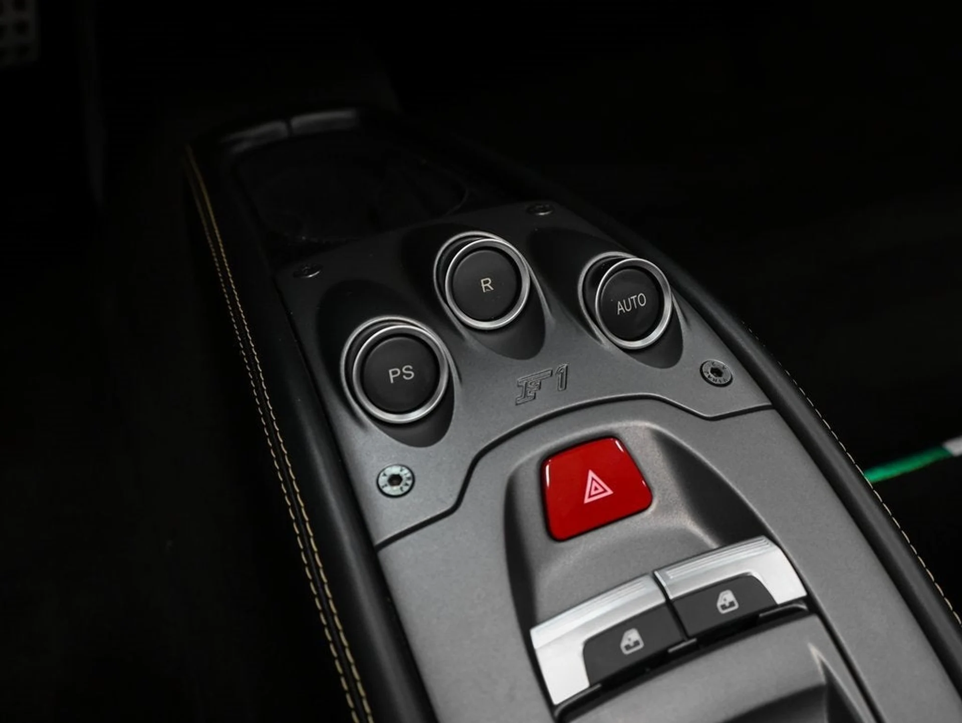 mph054_3560822032_55_b04335148c