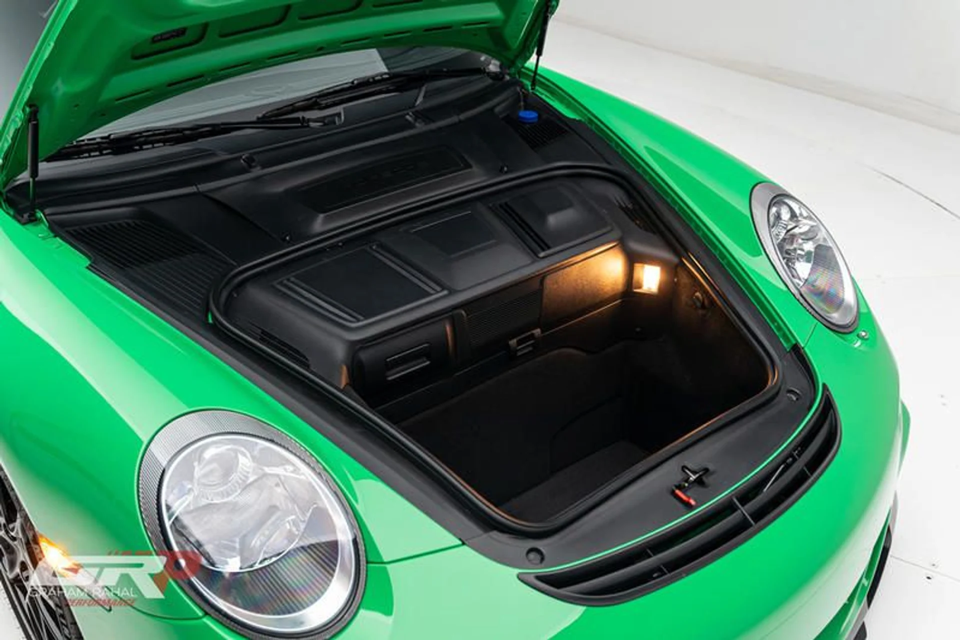 mph054_3579716495_0_A8_C23_F2_5_EB_0_4_EA_1_8_D96_1_C179_AB_314_AC_b17eca0673