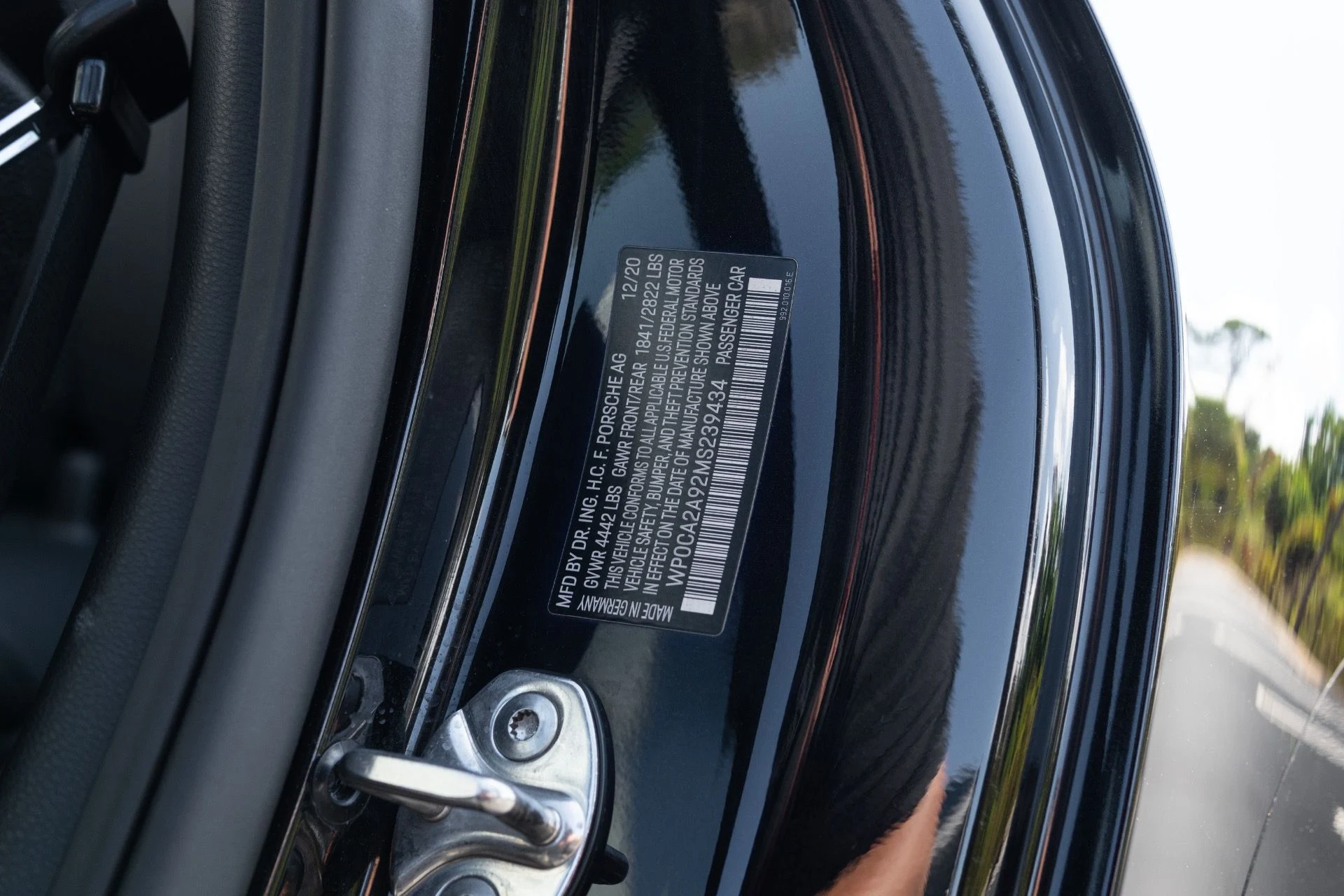 mph054_3583989927_Used_2021_Porsche_911_Carrera_1772596654_3f314f6122