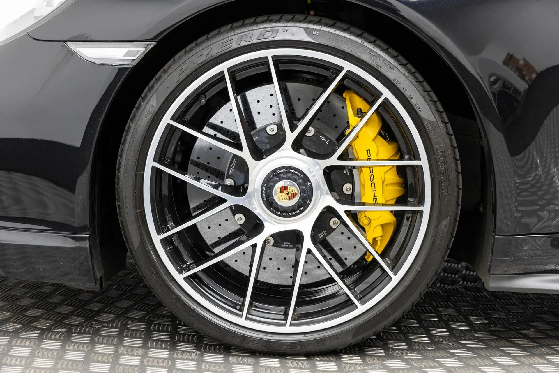 mph054_3586036992_55_5f67d6c6e8