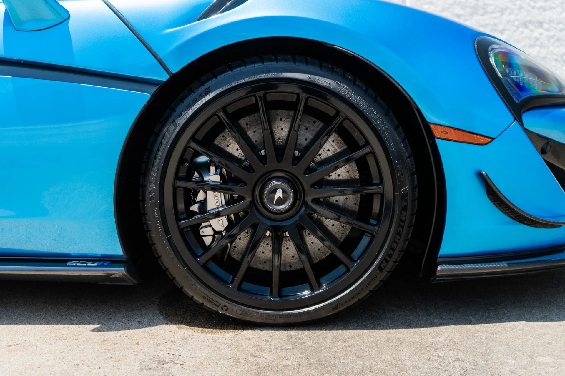 mph054_3587556048_Used_2020_Mc_Laren_620_R_1787598214_79230cb868