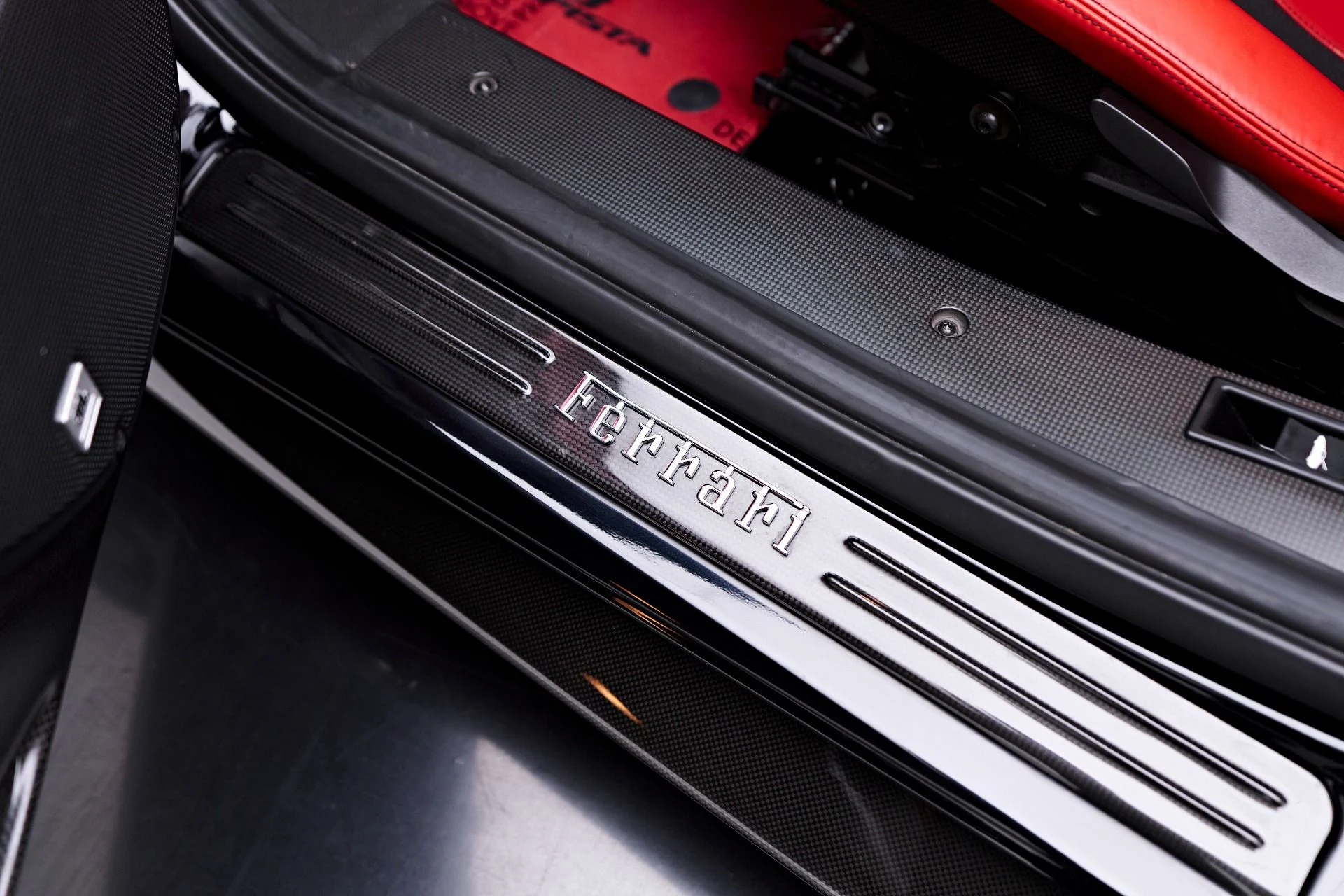 mph054_35914597_Used_2020_Ferrari_488_Pista_Base_1749062519_ff8c6f00b3