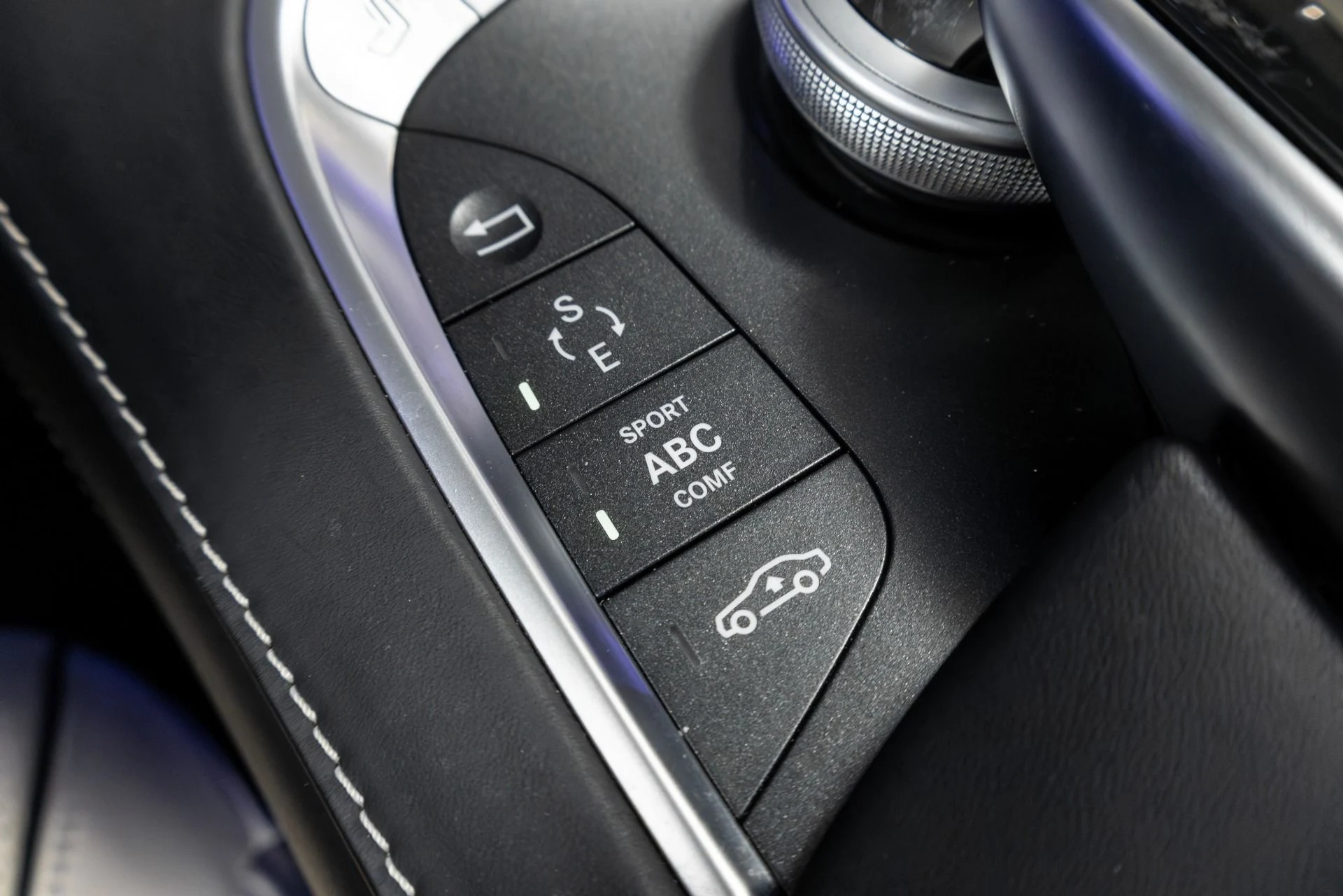 mph054_366088189_Used_2016_Mercedes_Benz_S_Class_Maybach_S_600_1763586066_942c30eaa1