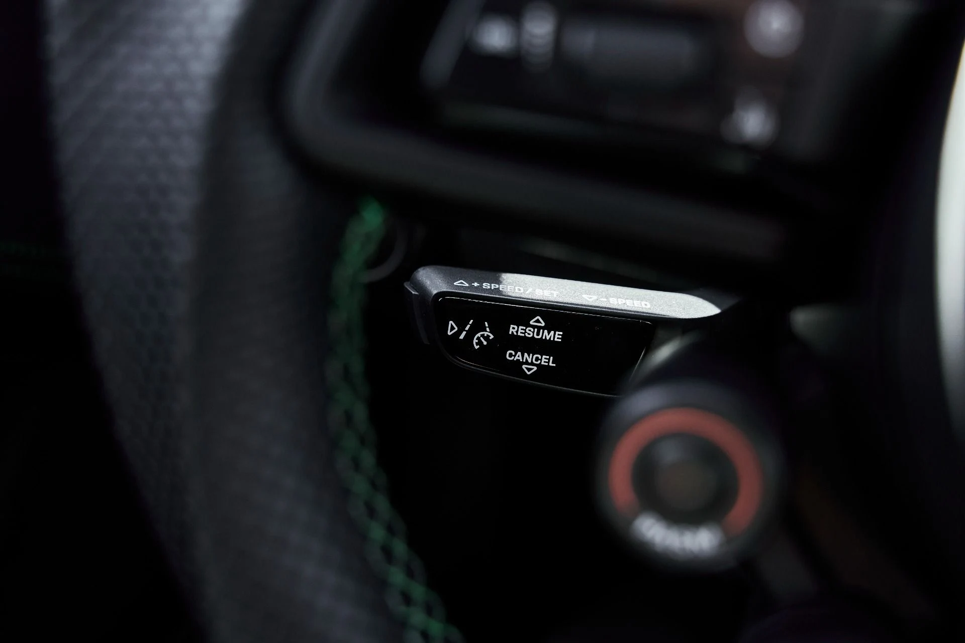 mph054_3675626021_Used_2025_Porsche_911_GT_3_RS_1776295601_6cff384bf5