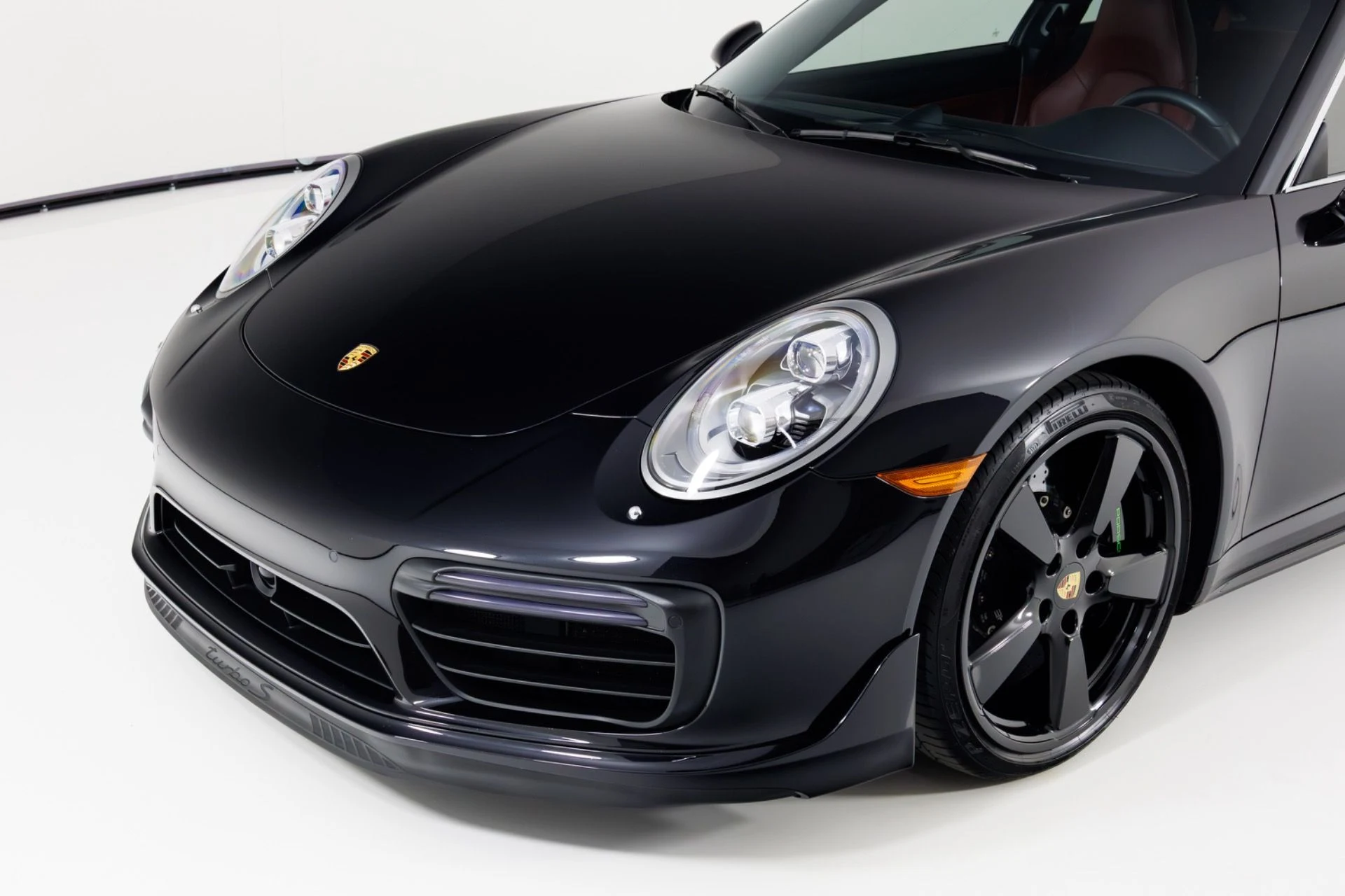 mph054_3709967211_Used_2017_Porsche_911_Turbo_S_1773337590_34faab89fd