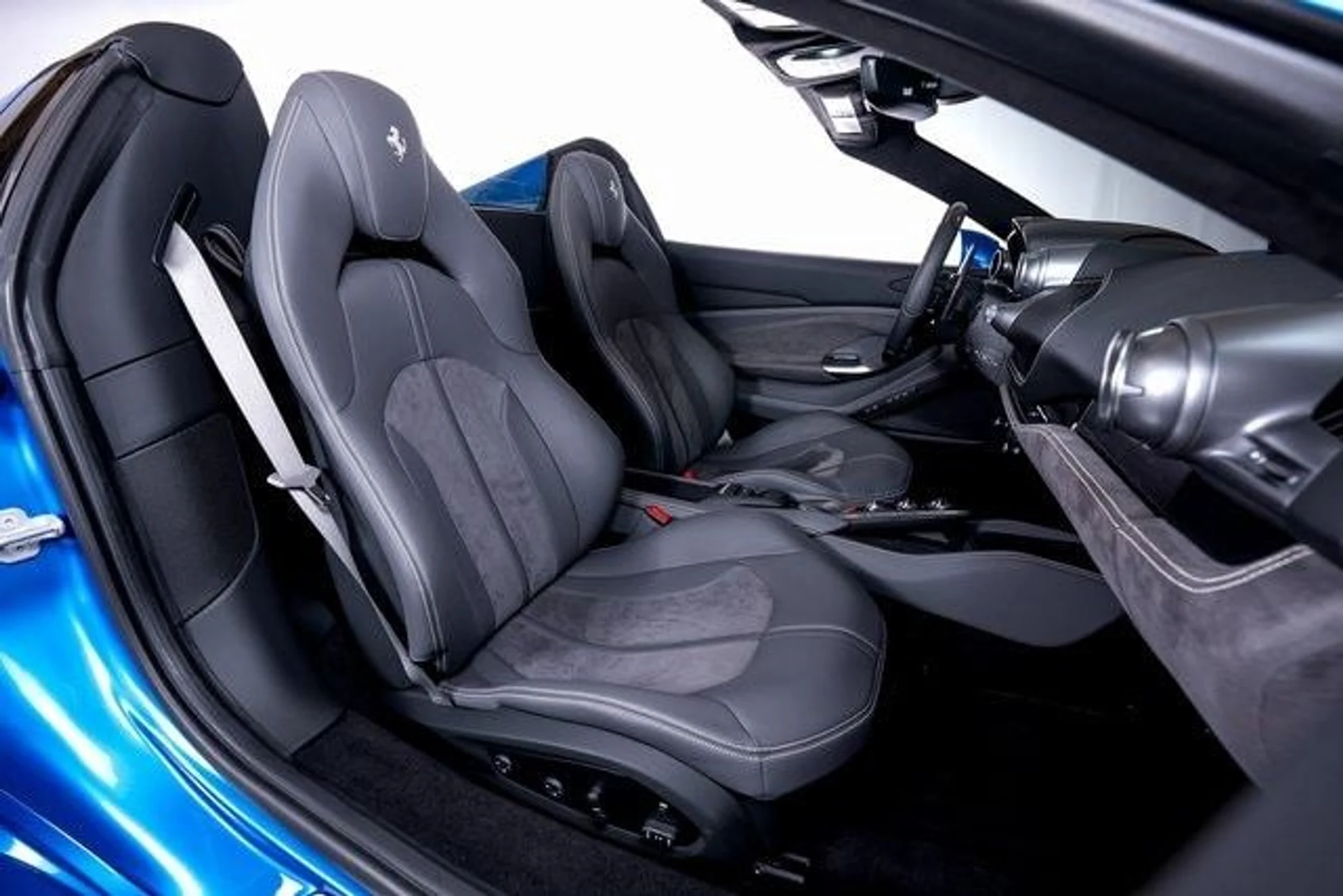 mph054_373066494_431251c2abf08e2e2c3895b524102a98x_a63cae5182