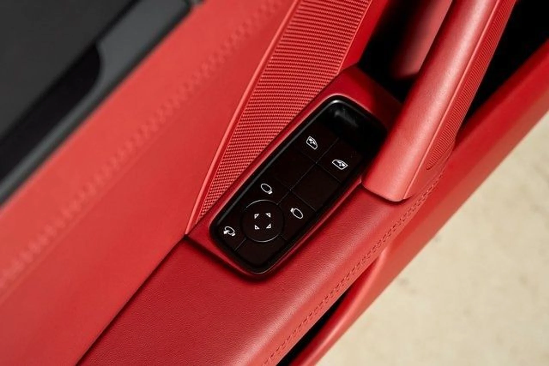 mph054_3736488572_c9d15367726817079bfeaa662a079508x_a94260fe70