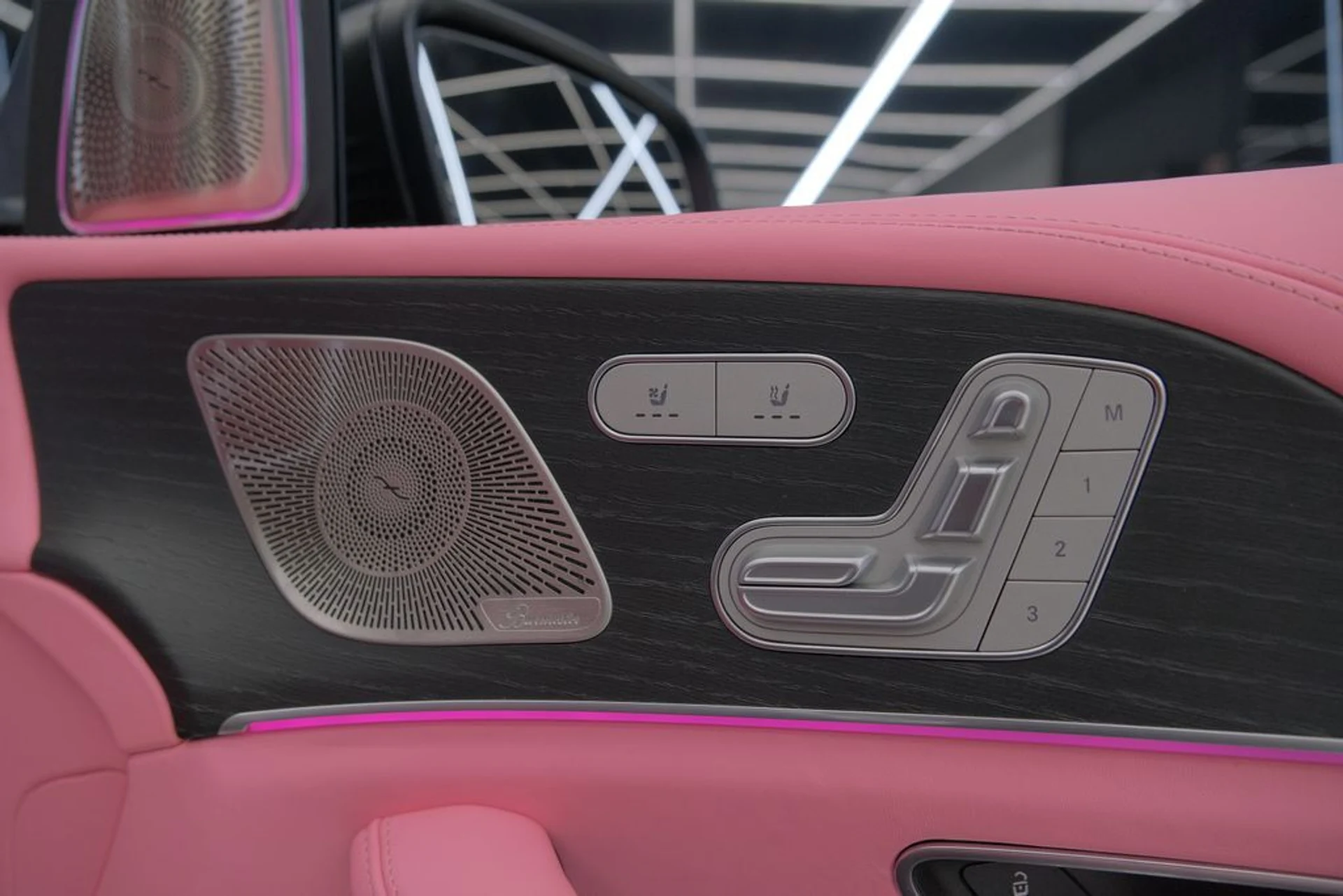 mph054_3769420763_12fc0627e231d857db22a040fadc35c1_59d25c0f27