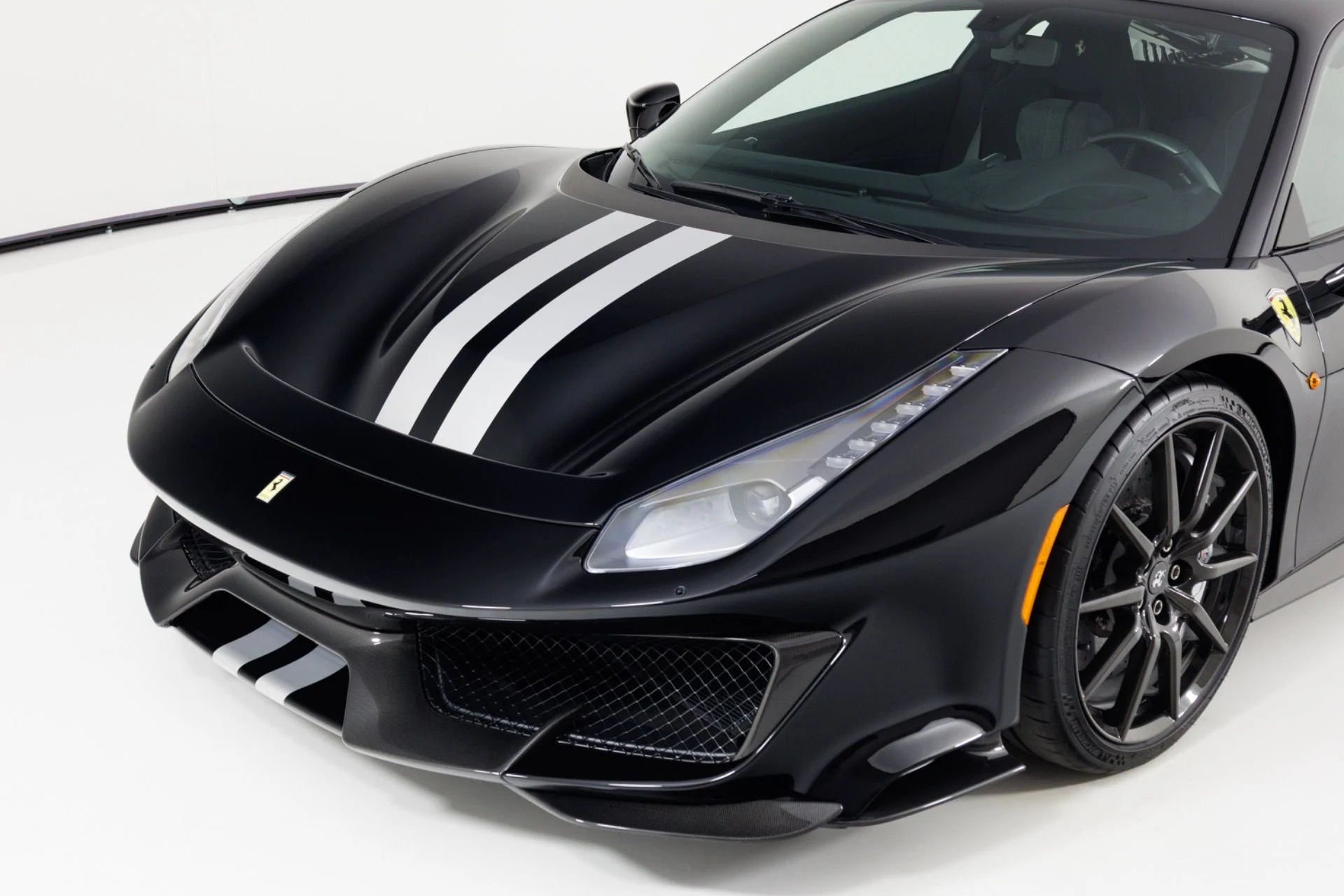 mph054_377426948_Used_2019_Ferrari_488_Pista_1781884403_c65077f9f9