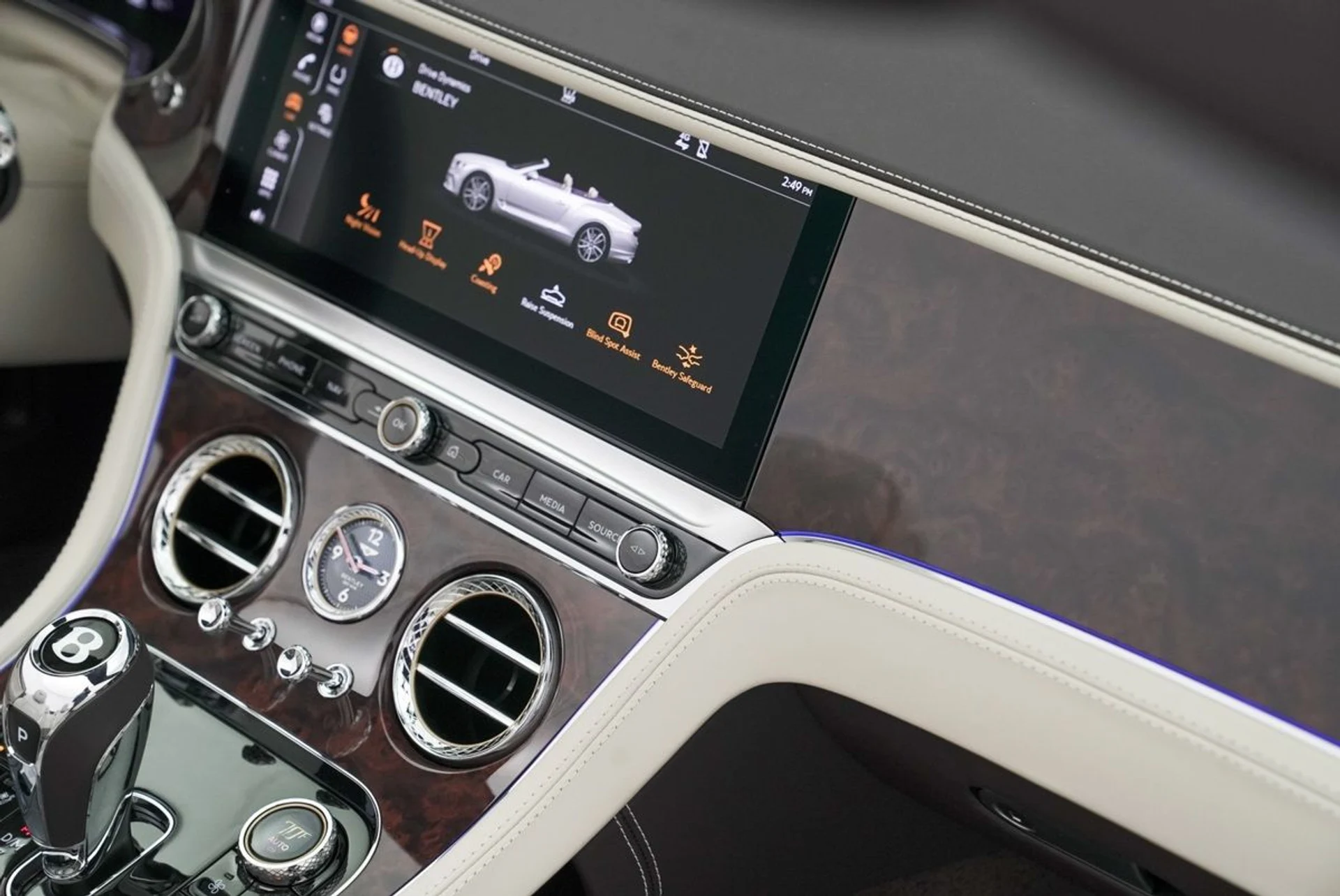 mph054_3789139340_ggep4o00ae1b8en1cqwedkn2ka3u_c87f3dc07a