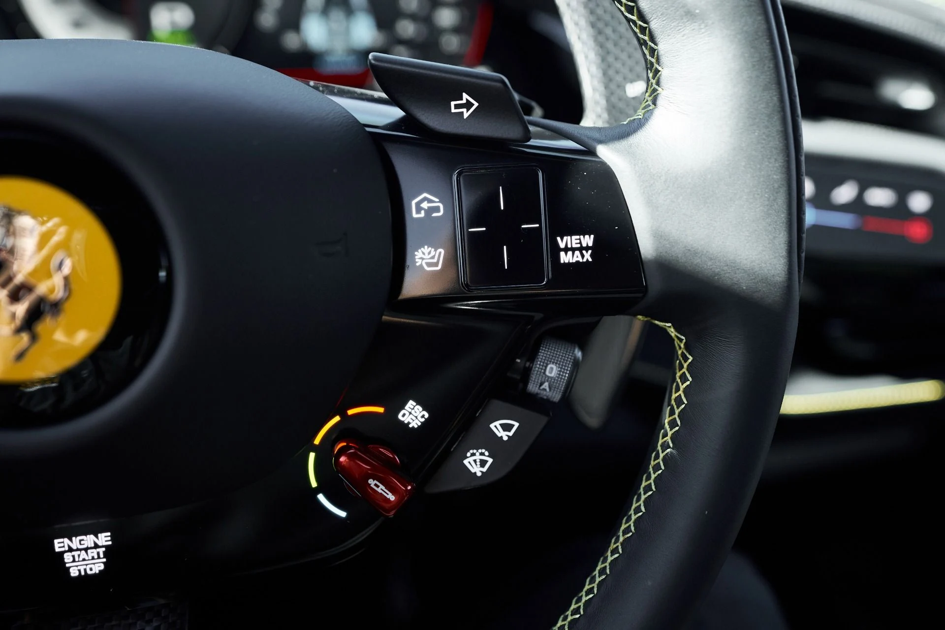 mph054_3879606568_Used_2023_Ferrari_SF_90_Stradale_1762821720_5d926b59f2