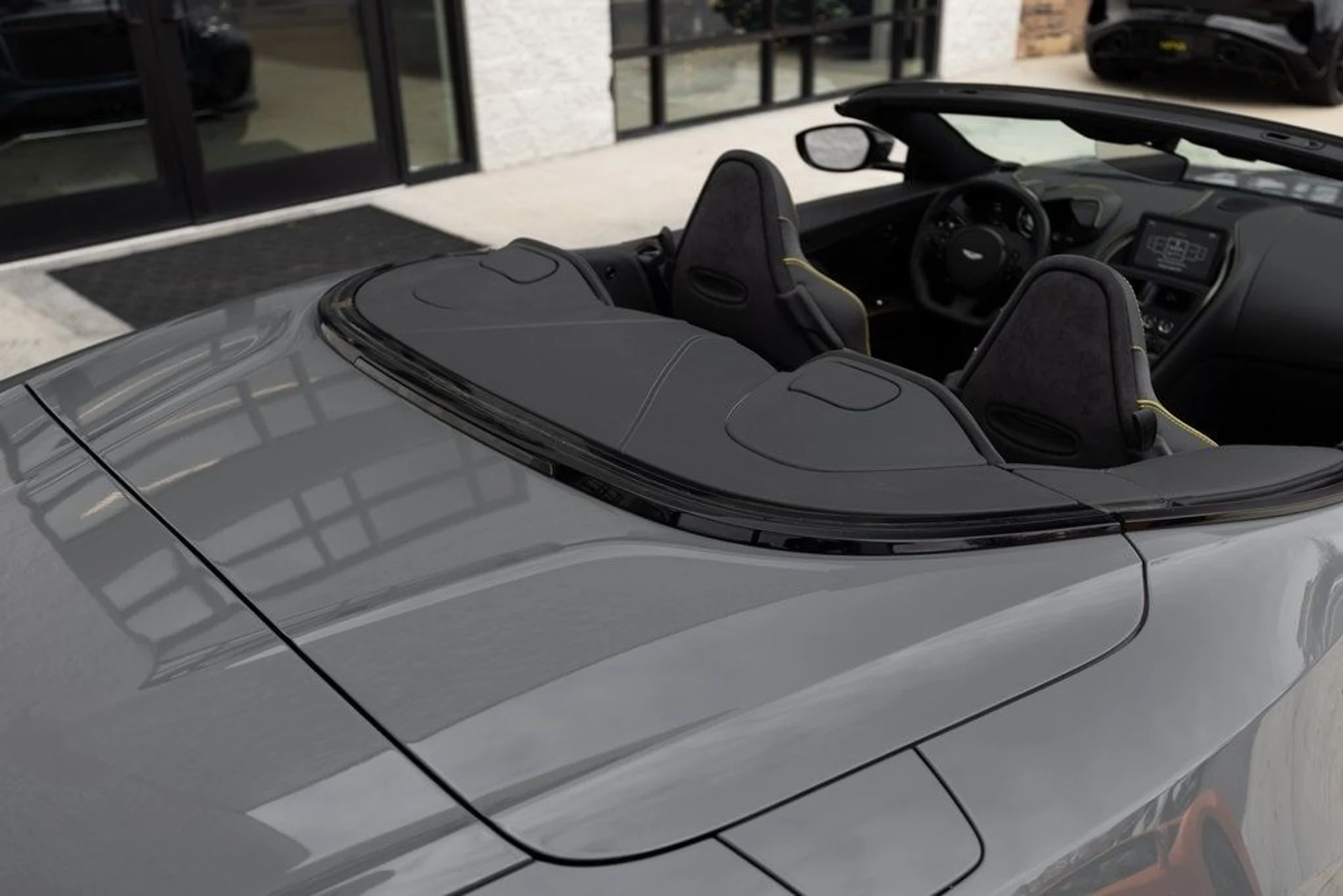 mph054_388010757_ee4b758bf2e27975b0926cb7e7d6e864x_617285c768