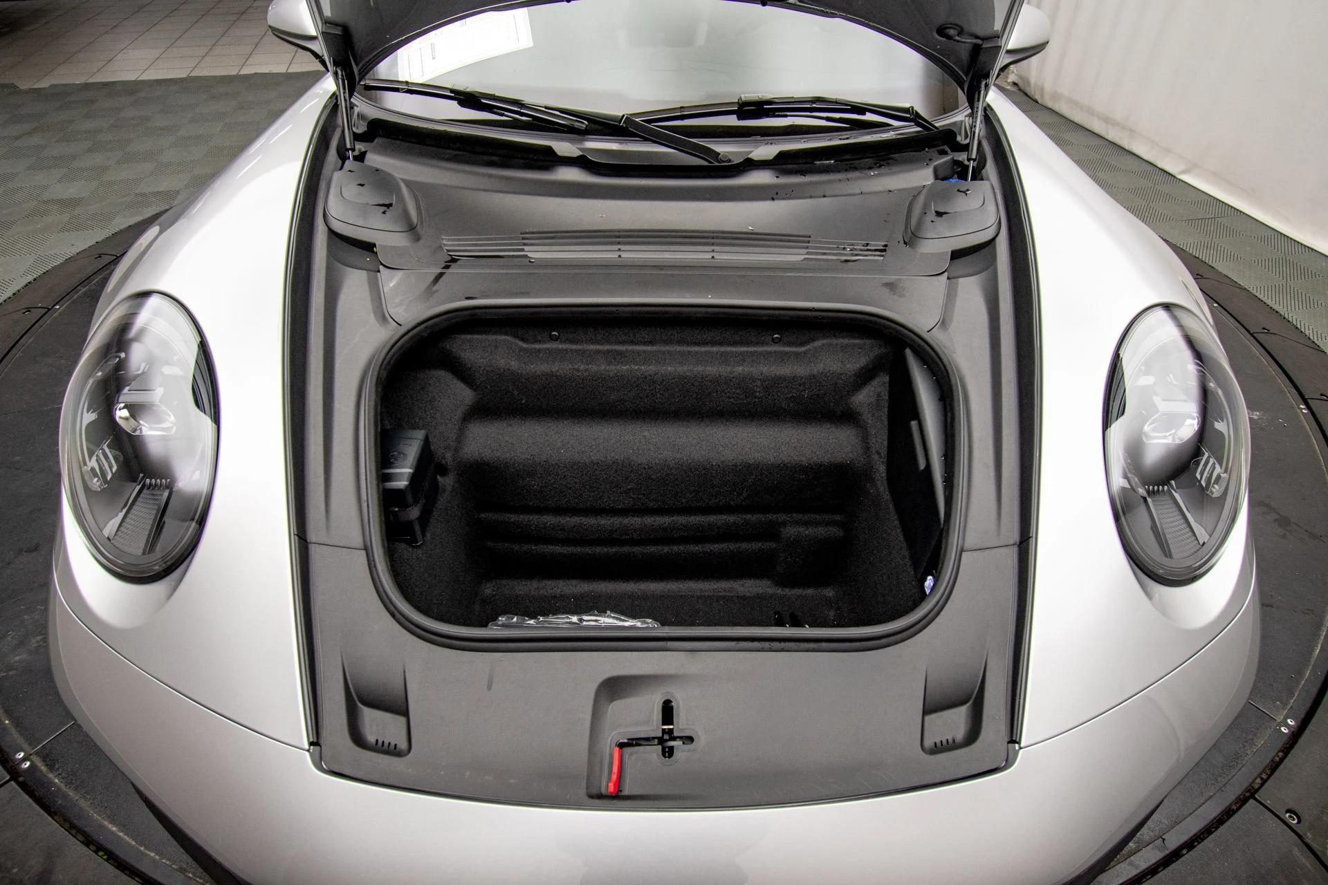 mph054_3893488792_b4ac268a1f004381b5640cc3071061b3_94937aafcf