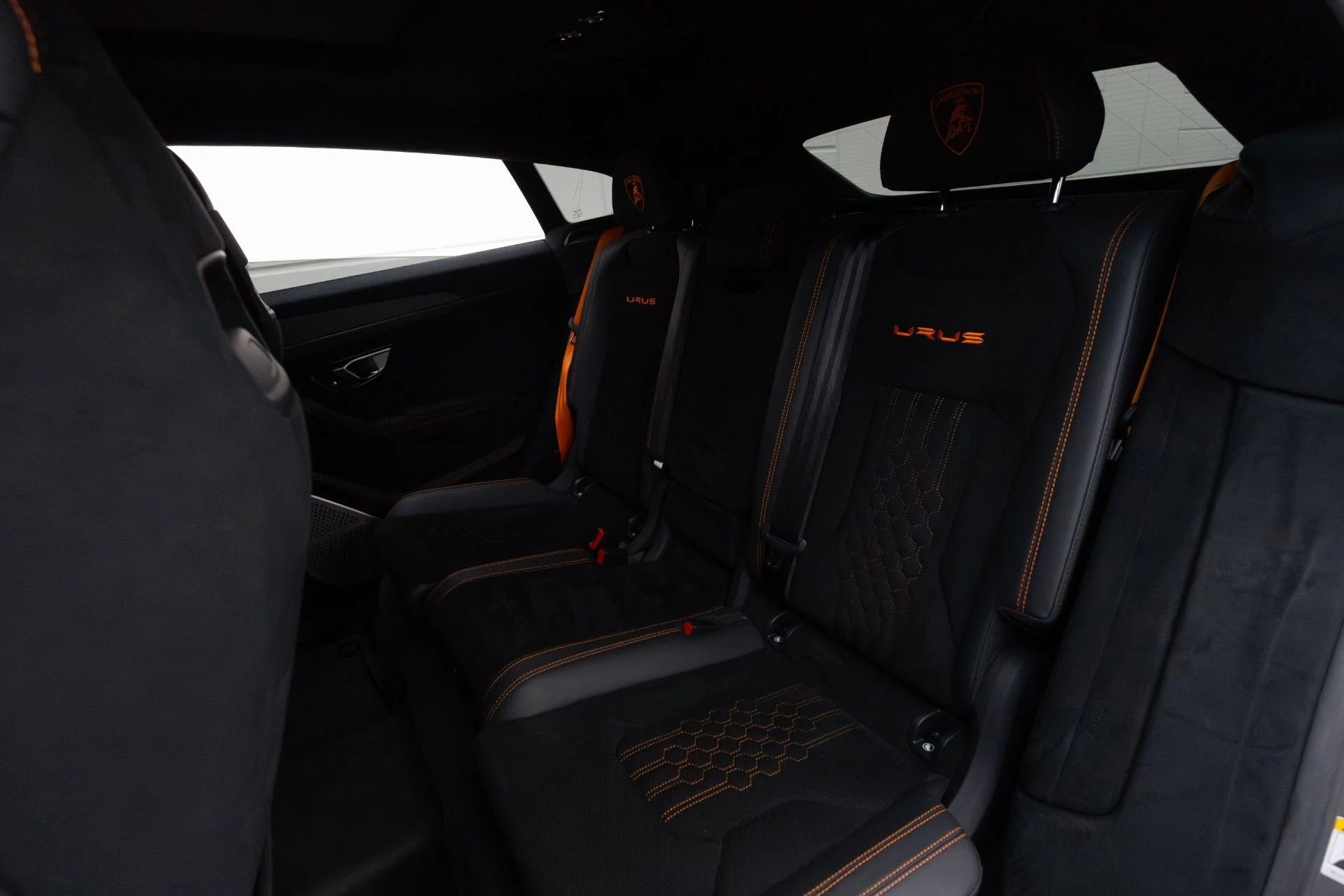 mph054_3908942550_Used_2023_Lamborghini_Urus_Performante_1764644788_448dba724a