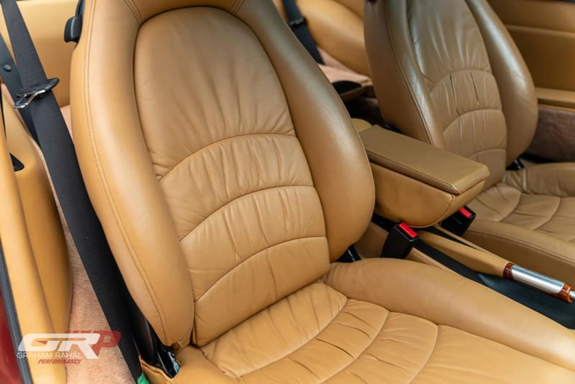 mph054_3914194561_5_A46_D0_AB_55_DC_48_B0_ACA_4_FF_48_D825_E577_6a5636257a