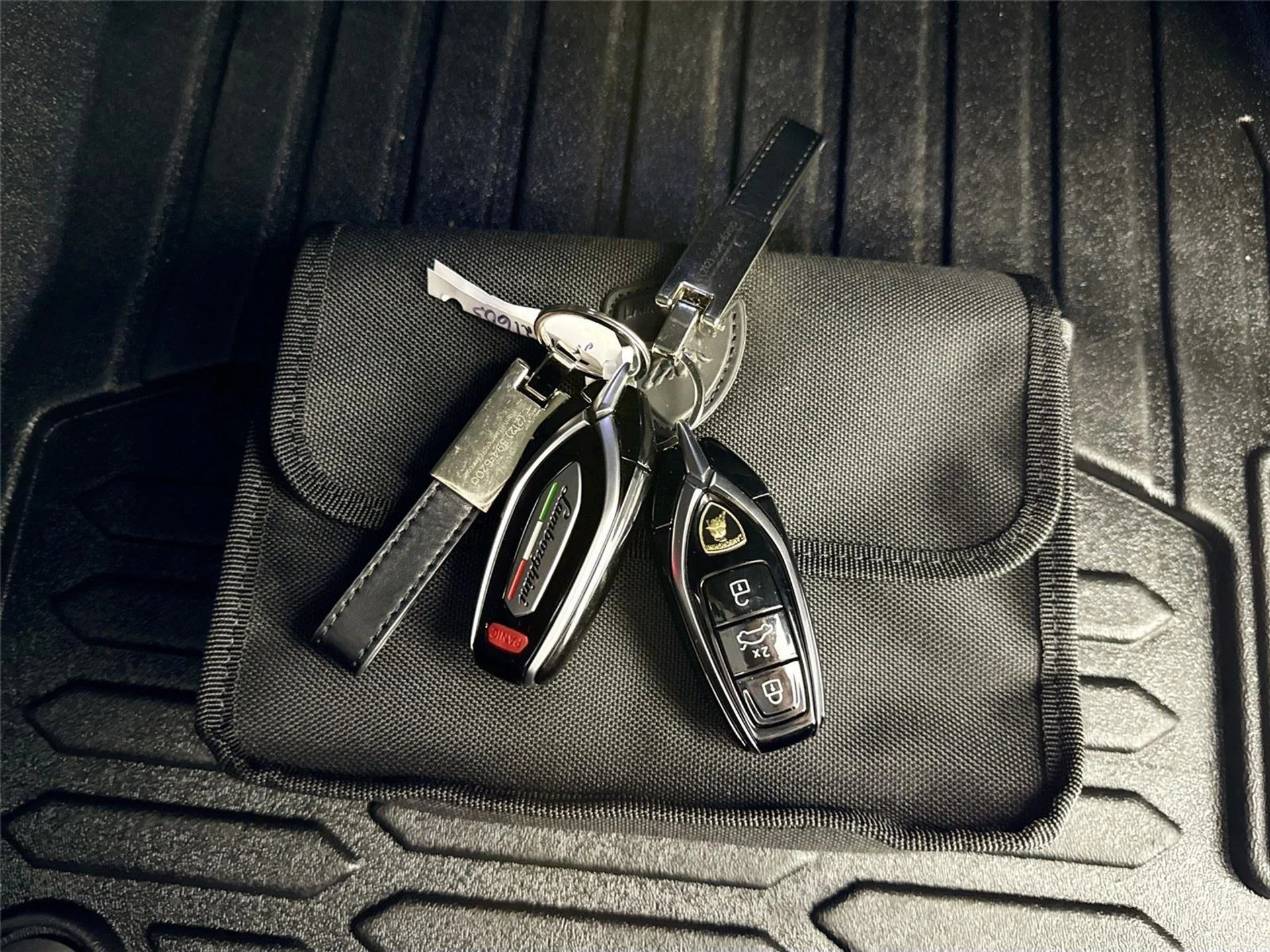 mph054_3944642772_4085586167a480544755fc9cc1fc12a8_0a62adab62