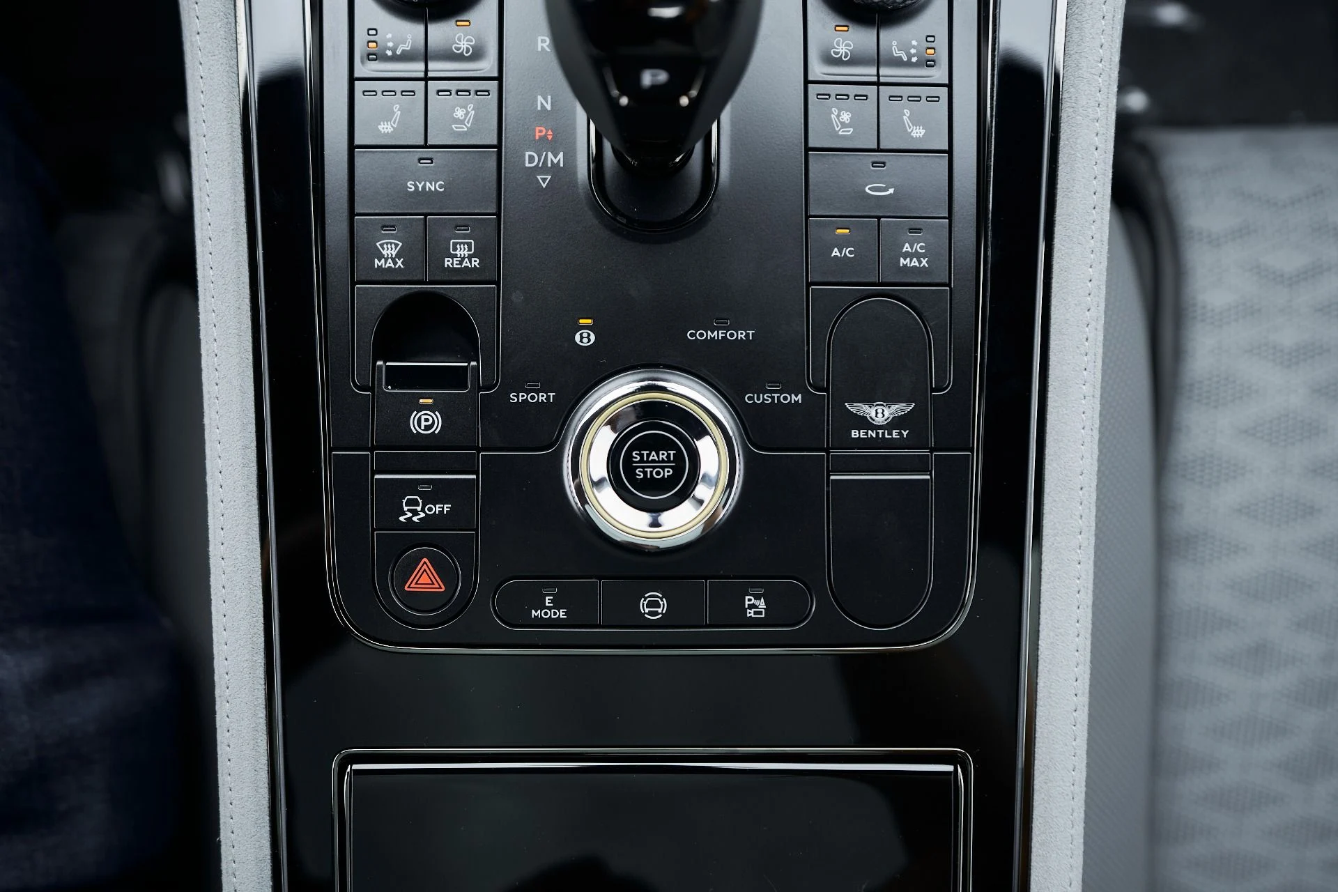 mph054_3947219050_Used_2025_Bentley_Continental_GT_Speed_1763168670_ac380cb043