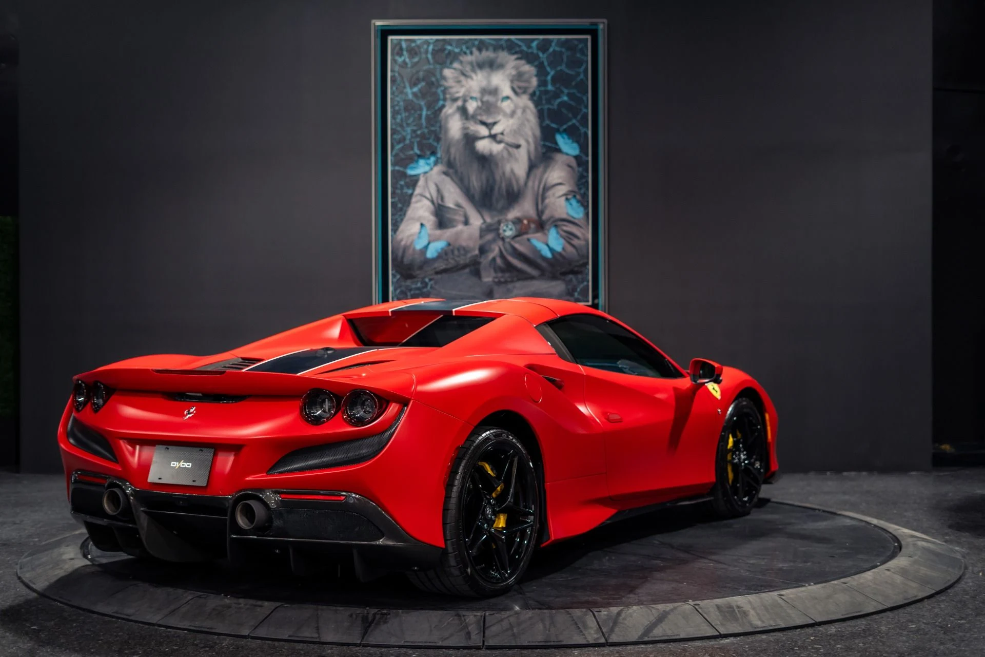 mph054_3950107751_Used_2022_Ferrari_F8_Spider_MASSIVE_500000_MSRP_1784234163_385a02f1f0