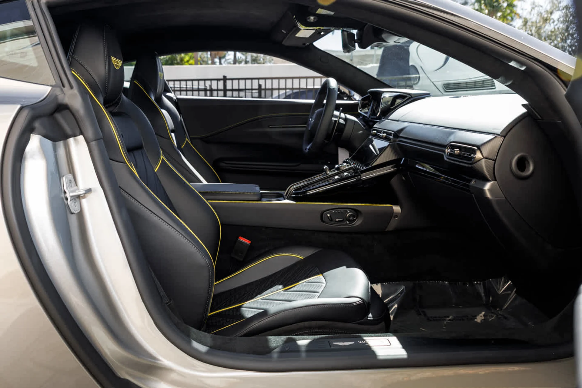 mph054_39701108_55_5e370dcce3