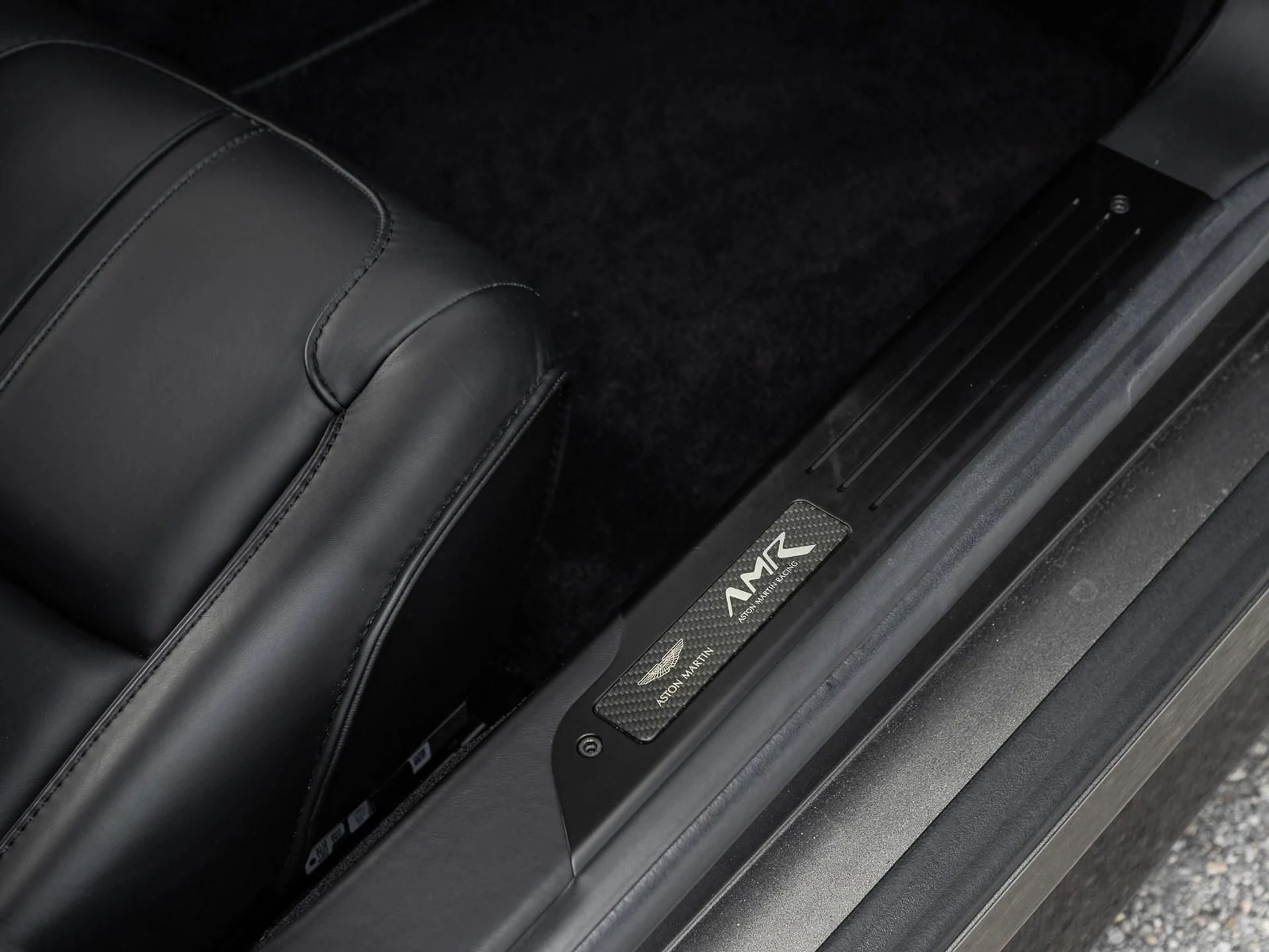 mph054_3991866482_Used_2019_Aston_Martin_Rapide_AMR_1759500157_d99f072f9c