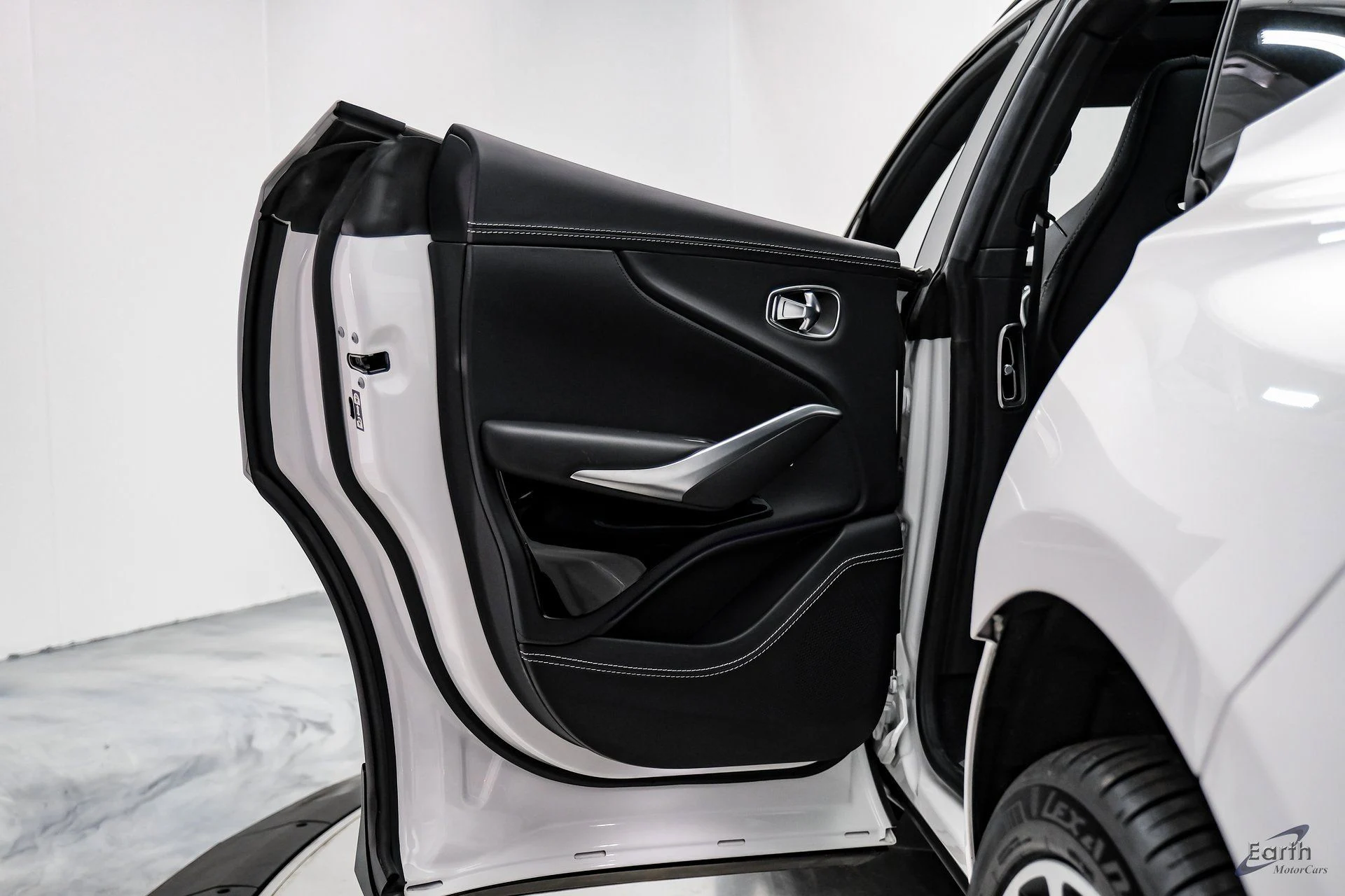 mph054_4000039497_79ec902b5e4e426c9a0c165e6ea86a7cx_e349fe855b