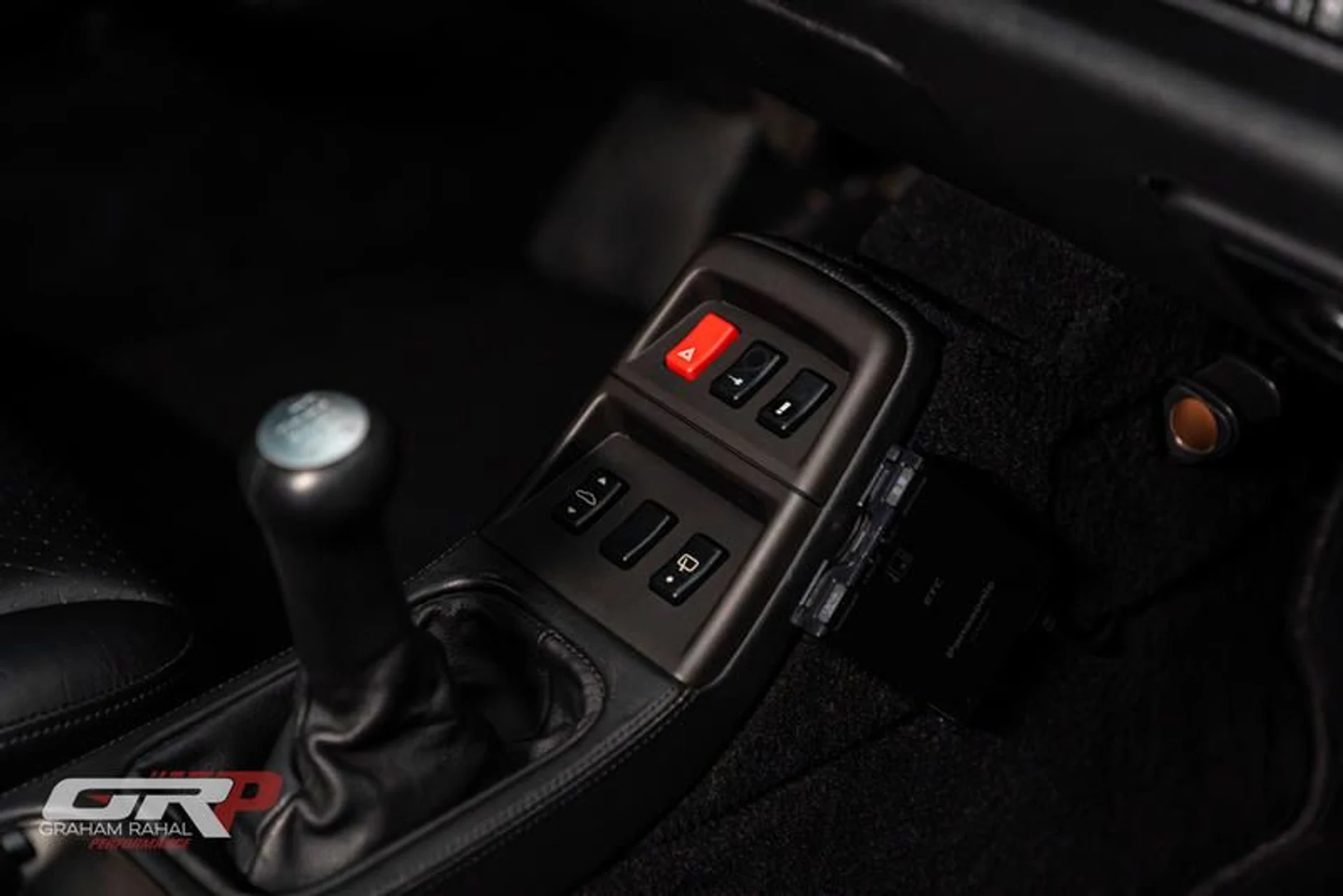 mph054_4009796703_5_AB_042_AB_FBE_0_43_D6_93_C2_1_D09_A3_A7_DDDF_1e45923663