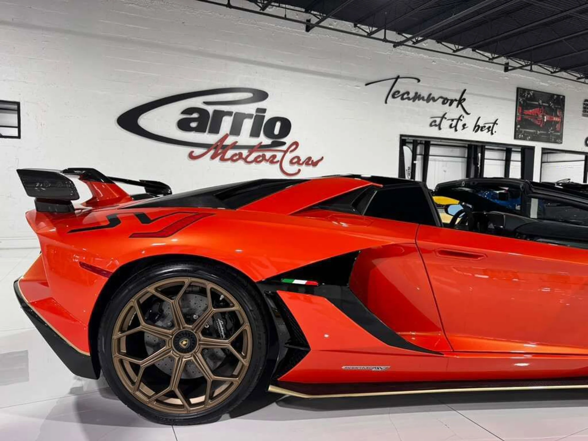 mph054_4015899620_72893acad0bb06b45adf92ea46060df4_4668d0c54d