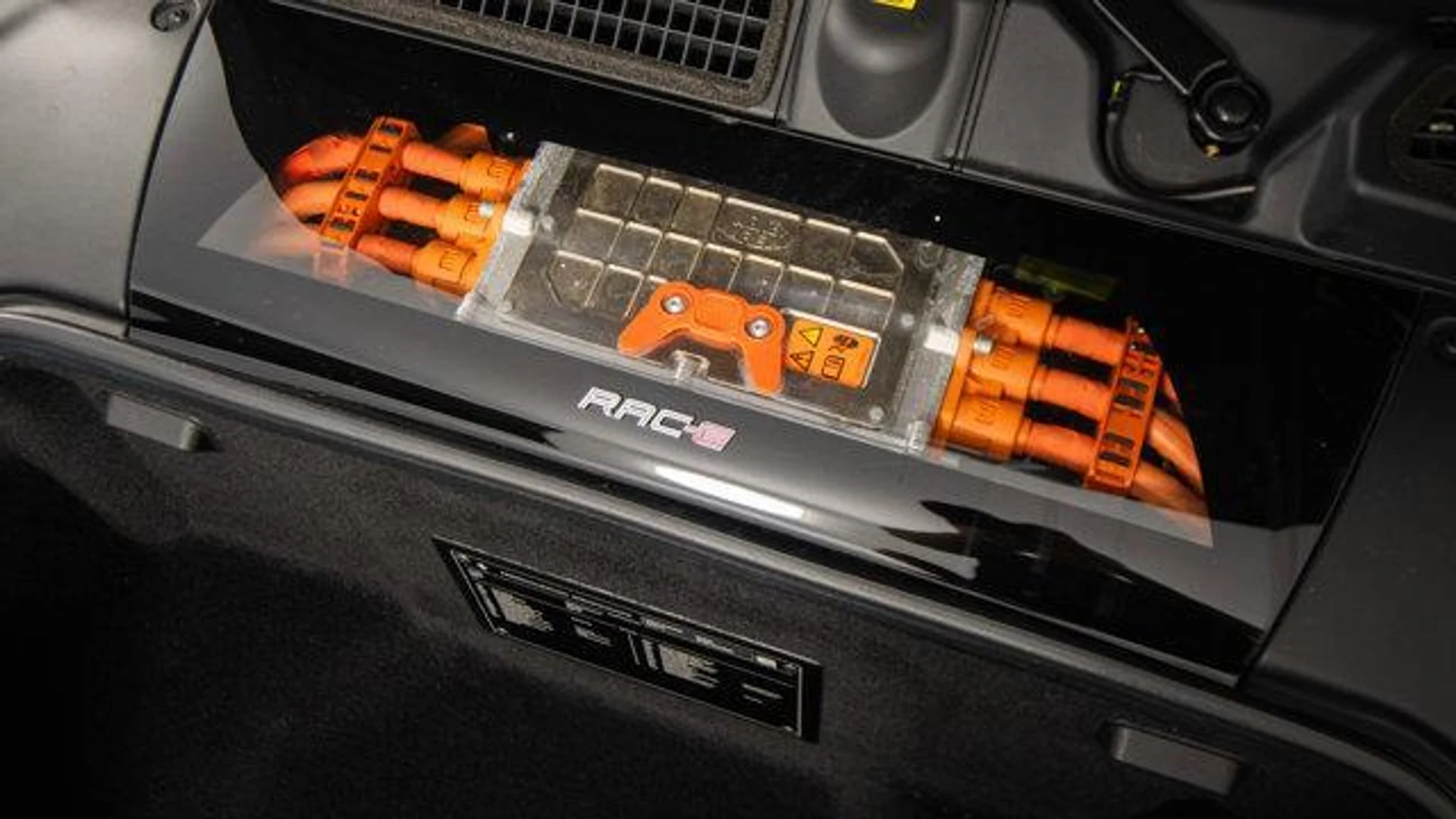 mph054_404122683_Z_Txg_K_Qv_Ks3_Rvraw2k_Xa_B7_R3_I_Bk_A_c5ae7e36f5