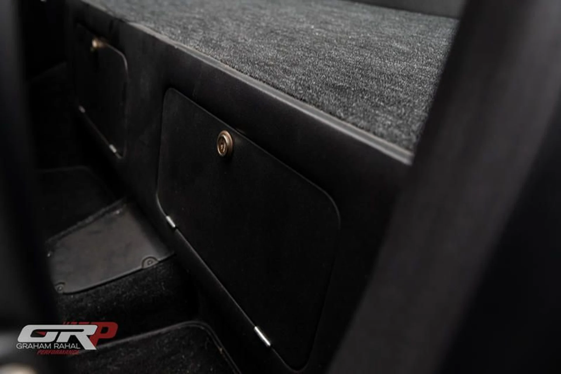 mph054_408386169_B86_C92_B3_37_C9_4207_B2_EC_F46901_D71_F42_2ad7b8f042