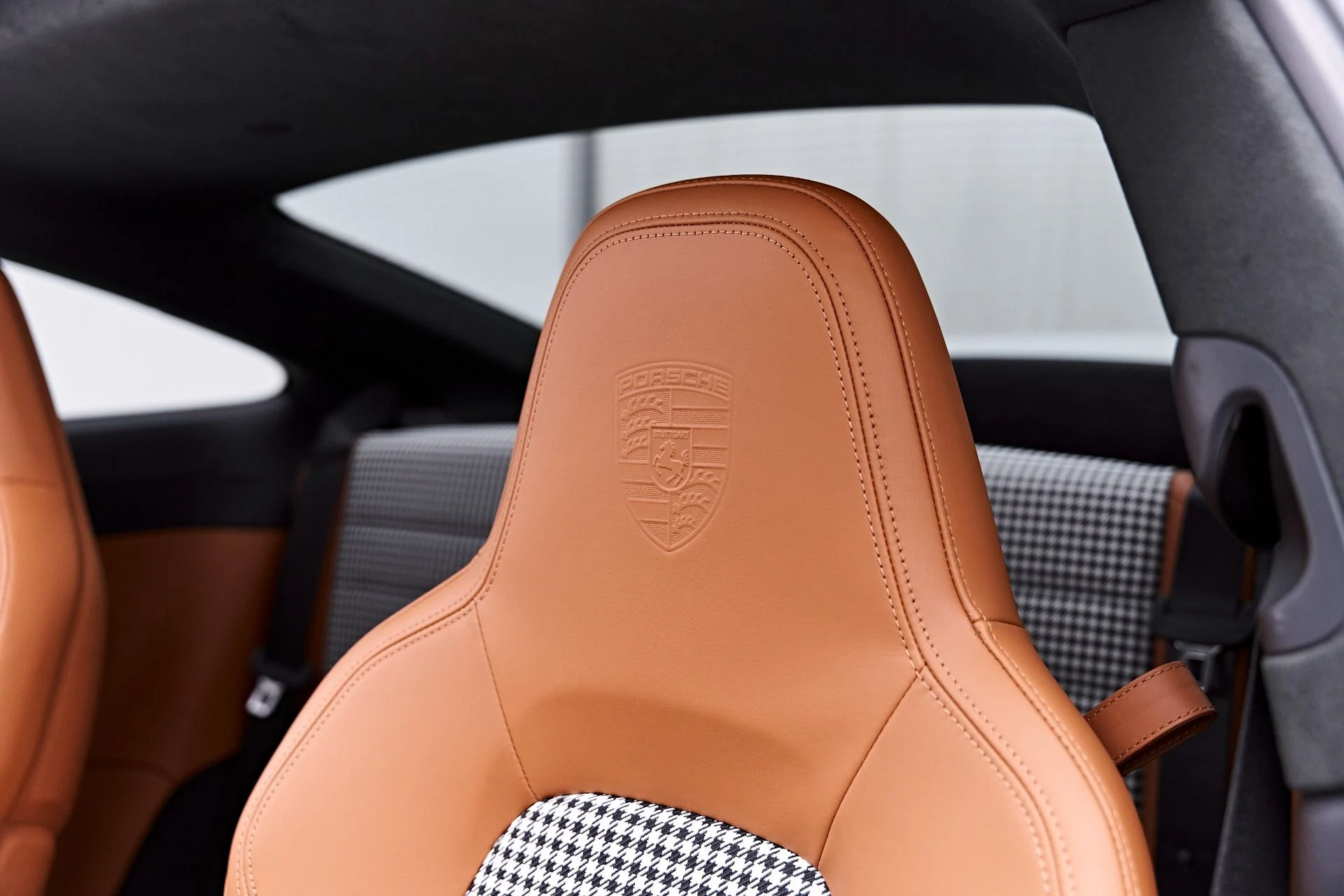 mph054_4087781735_Used_2024_Porsche_911_Turbo_S_1777505291_a6023f2b89