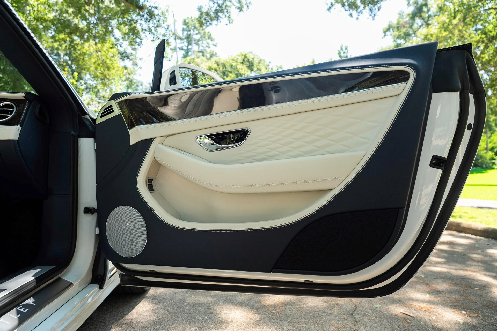 mph054_4101642468_451284869_695f54eb9054447ae61080cc_06788cb08b