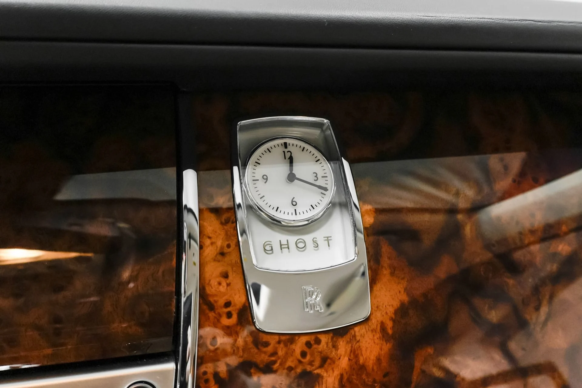 mph054_4152664334_Used_2010_Rolls_Royce_Ghost_1762979207_efb95d7a91