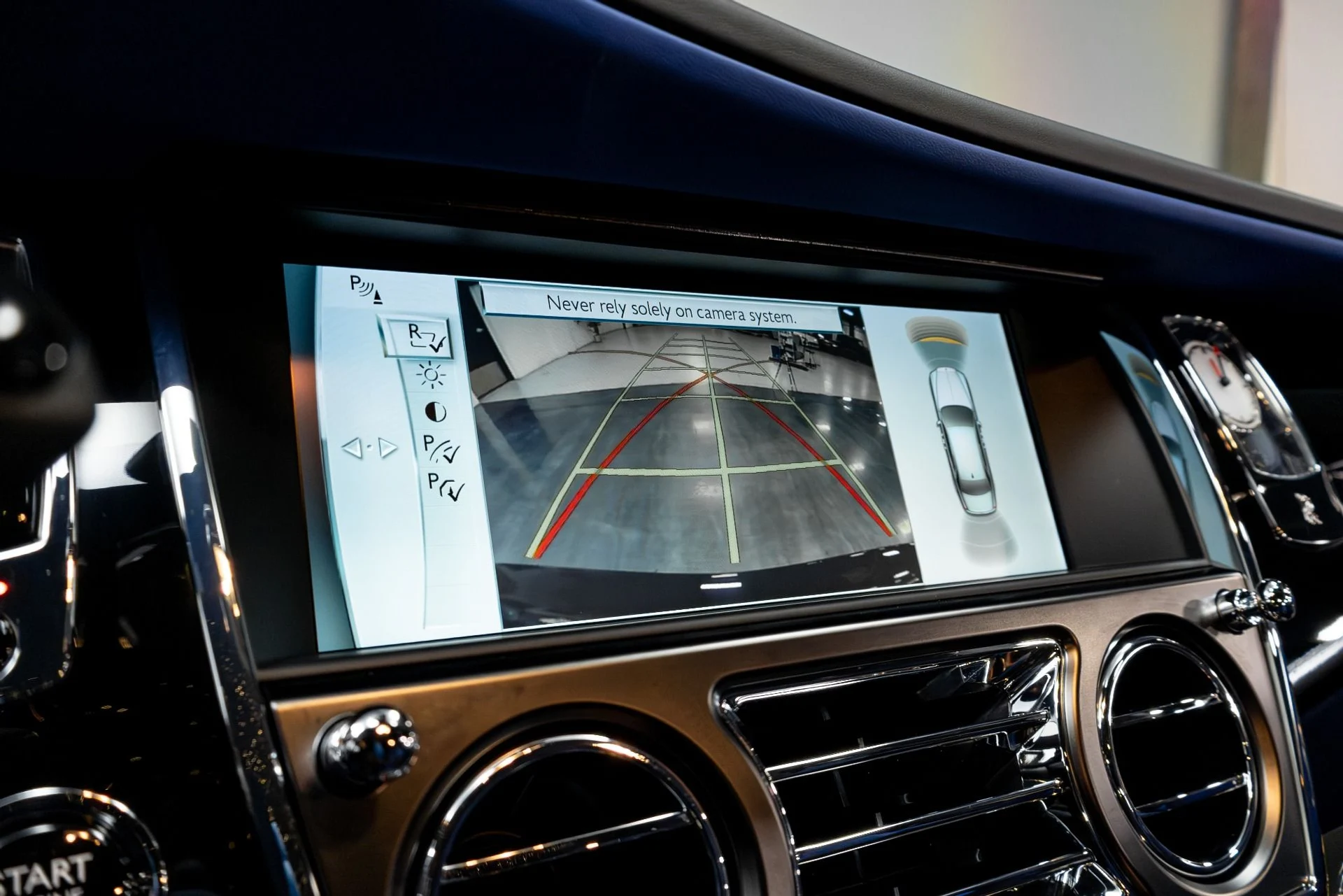 mph054_4207403866_Used_2017_Rolls_Royce_Ghost_Black_Badge_1764012368_59160ffe2c