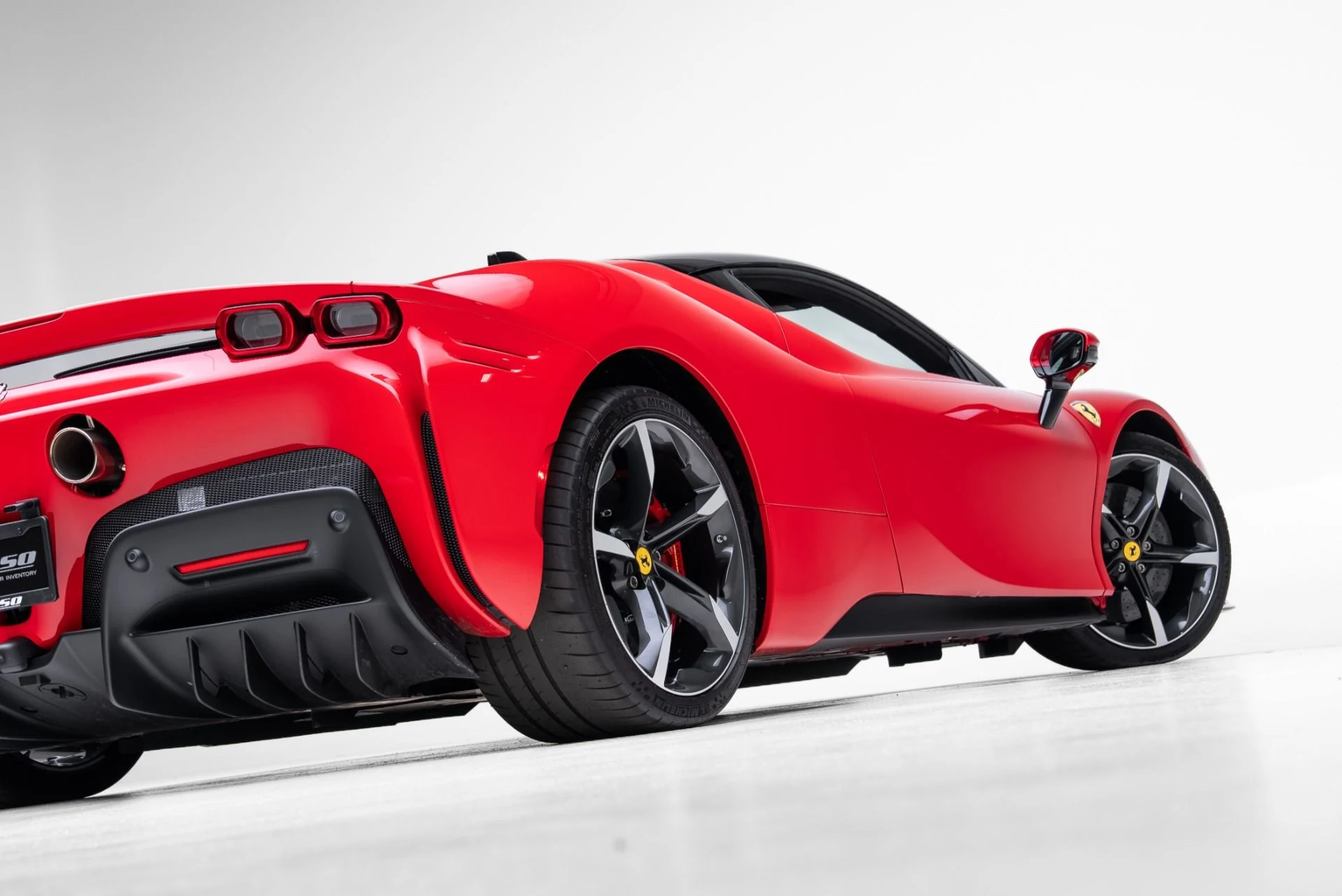 mph054_4240156607_Used_2023_Ferrari_SF_90_Stradale_1773856077_9f71489cbc