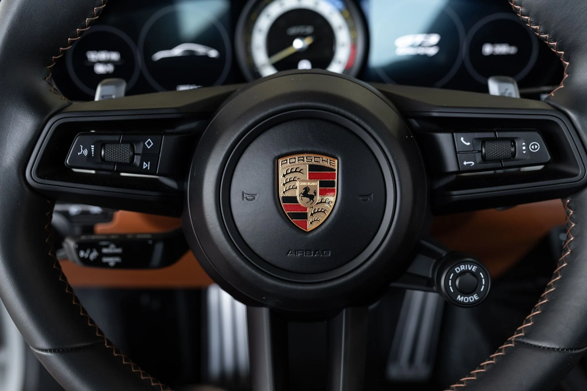 mph054_4258497224_Used_2022_Porsche_911_GT_3_Touring_1788909258_366f39d7f9
