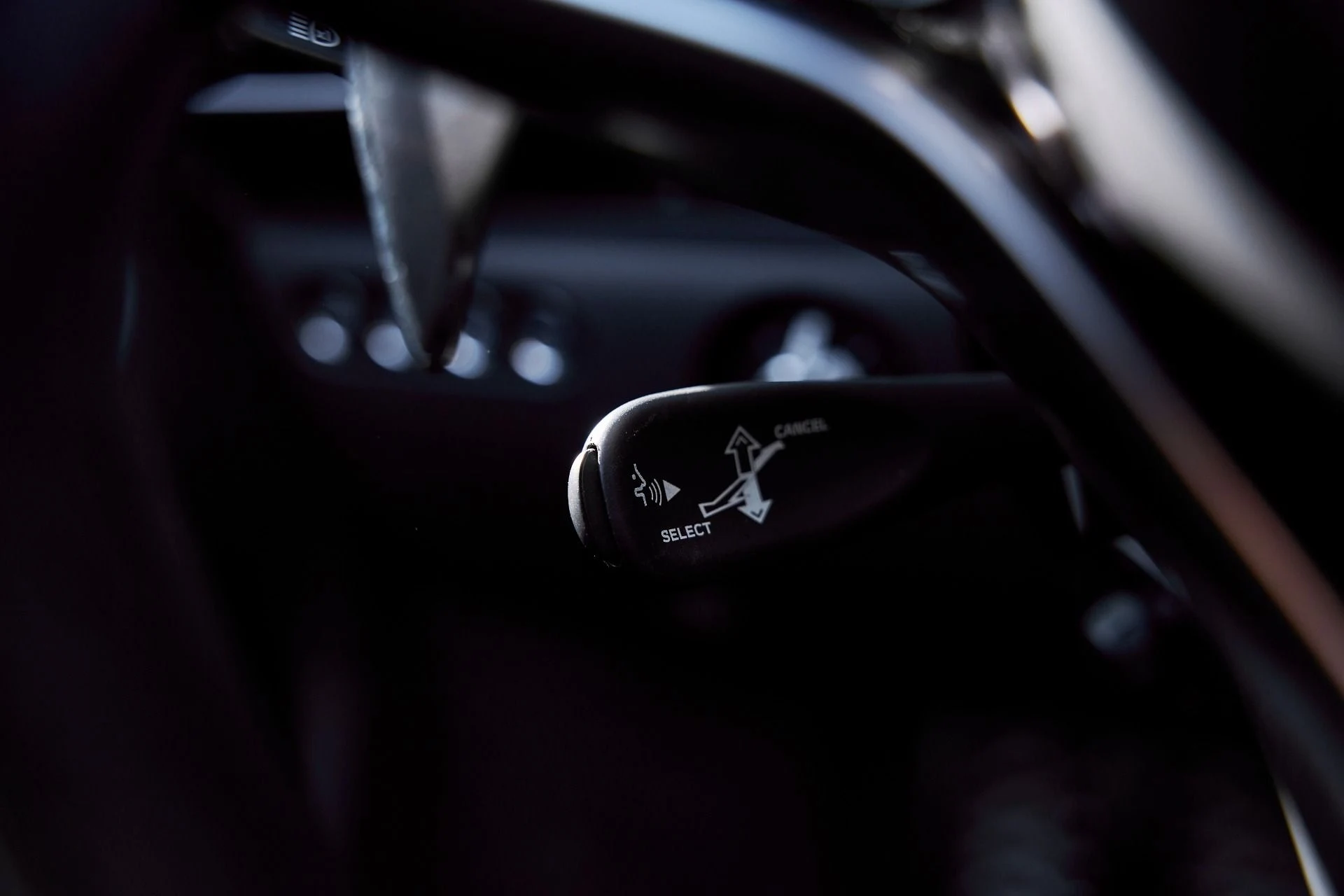 mph054_4273754571_Used_2025_Mc_Laren_Artura_1769567678_520a755211