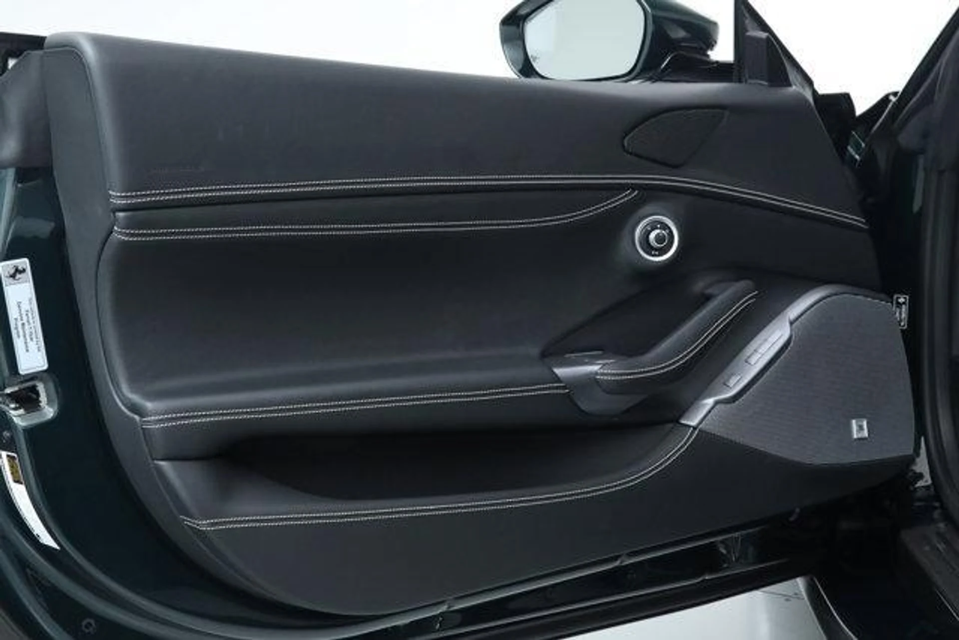 mph054_445979003_b_Fc_K2qu_Kw6c3j_S2r_W_Ve13e_YDFVI_5888e96894