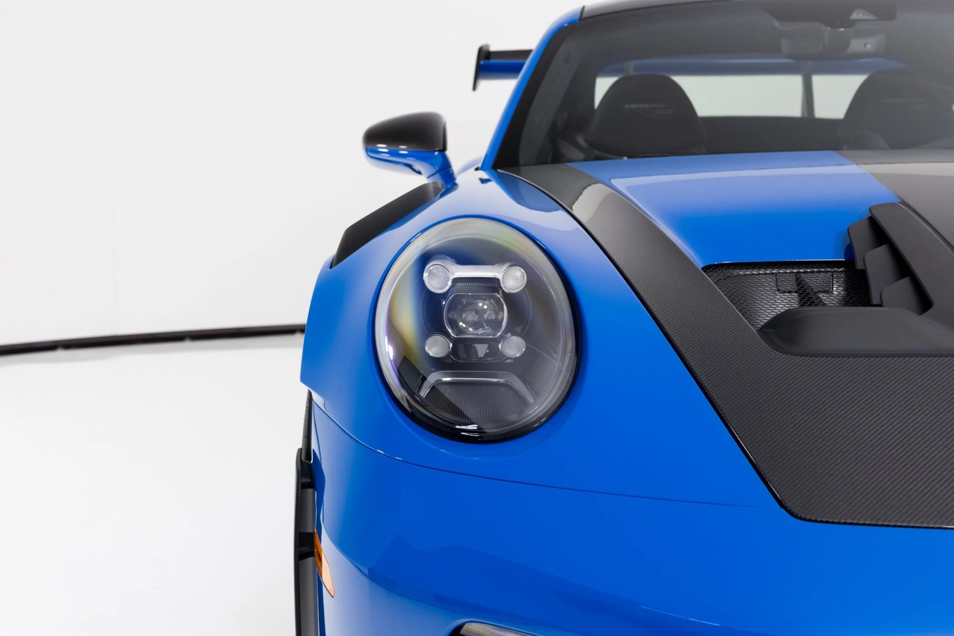 mph054_462534870_Used_2025_Porsche_911_GT_3_RS_1765482758_3bc164fa0e