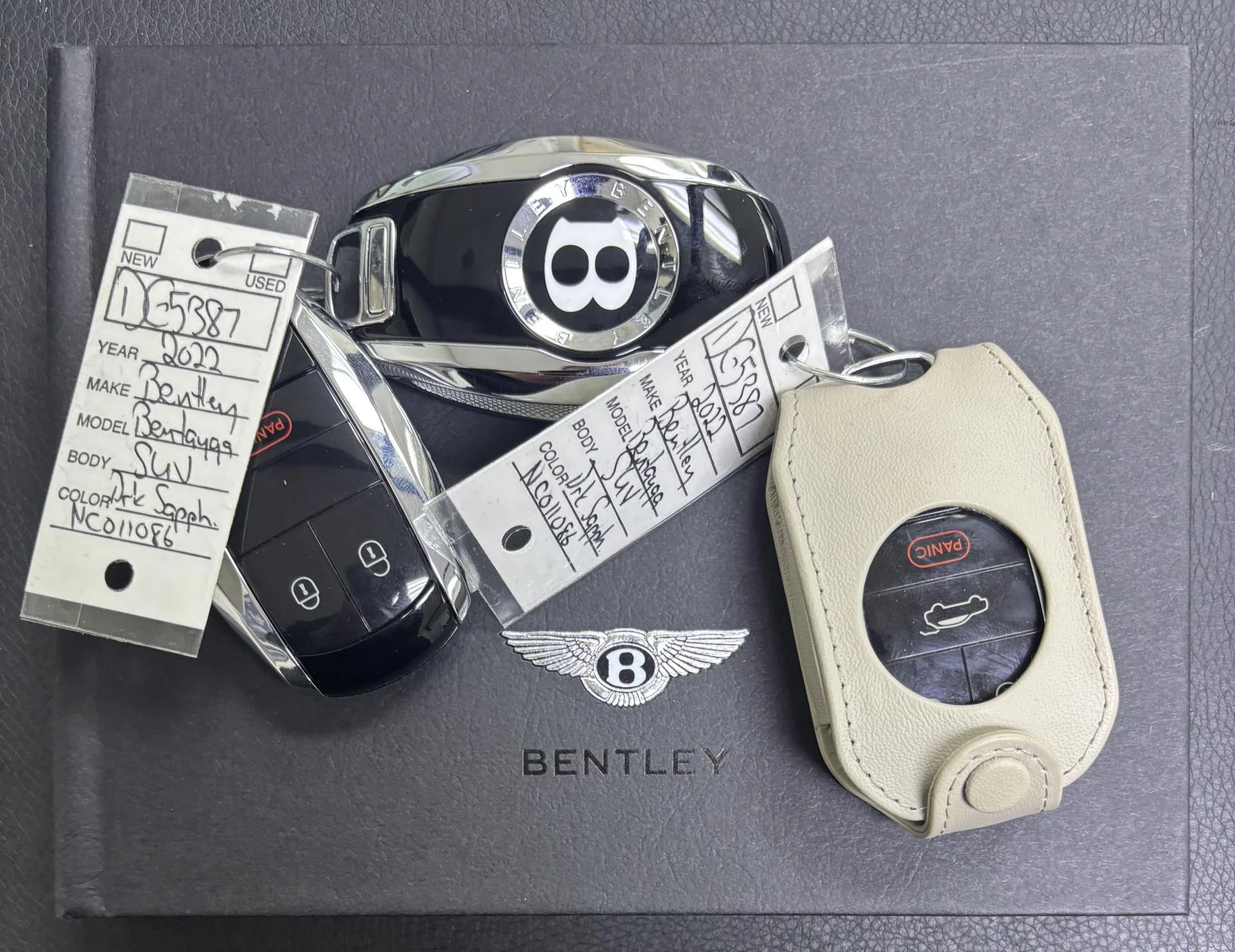 mph054_482680224_Used_2022_Bentley_Bentayga_V8_Mulliner_Driving_Specification_1765012913_1538af6e5f