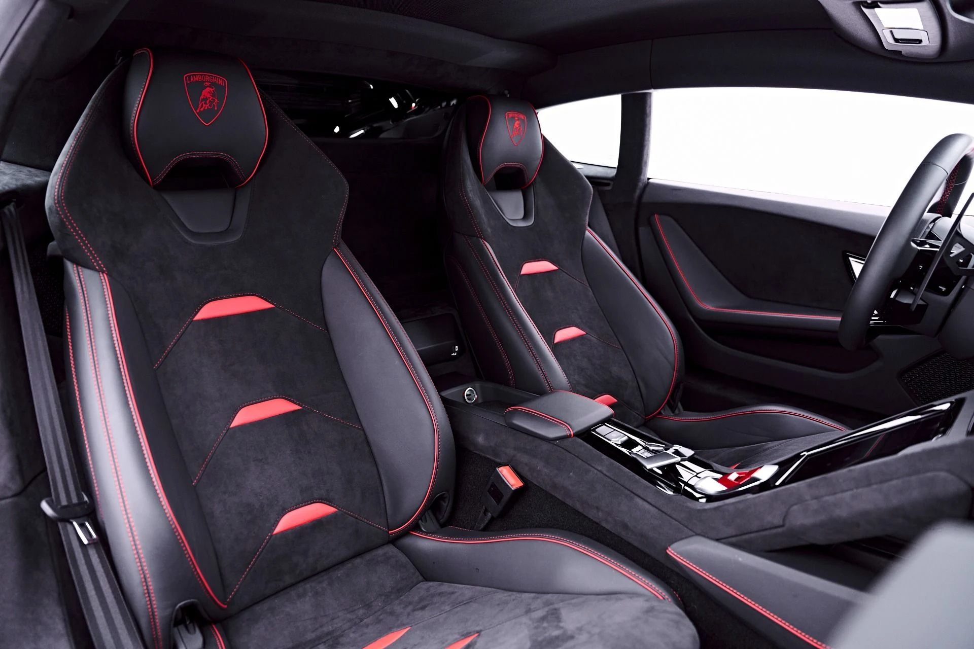 mph054_487442744_Used_2023_Lamborghini_Huracan_Sterrato_Base_1782841570_b9322c23c0