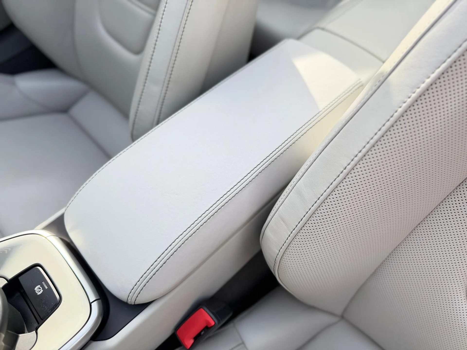 mph054_510562734_Whats_App_Image_2025_12_17_at_1_08_54_PM_52_3490cff543