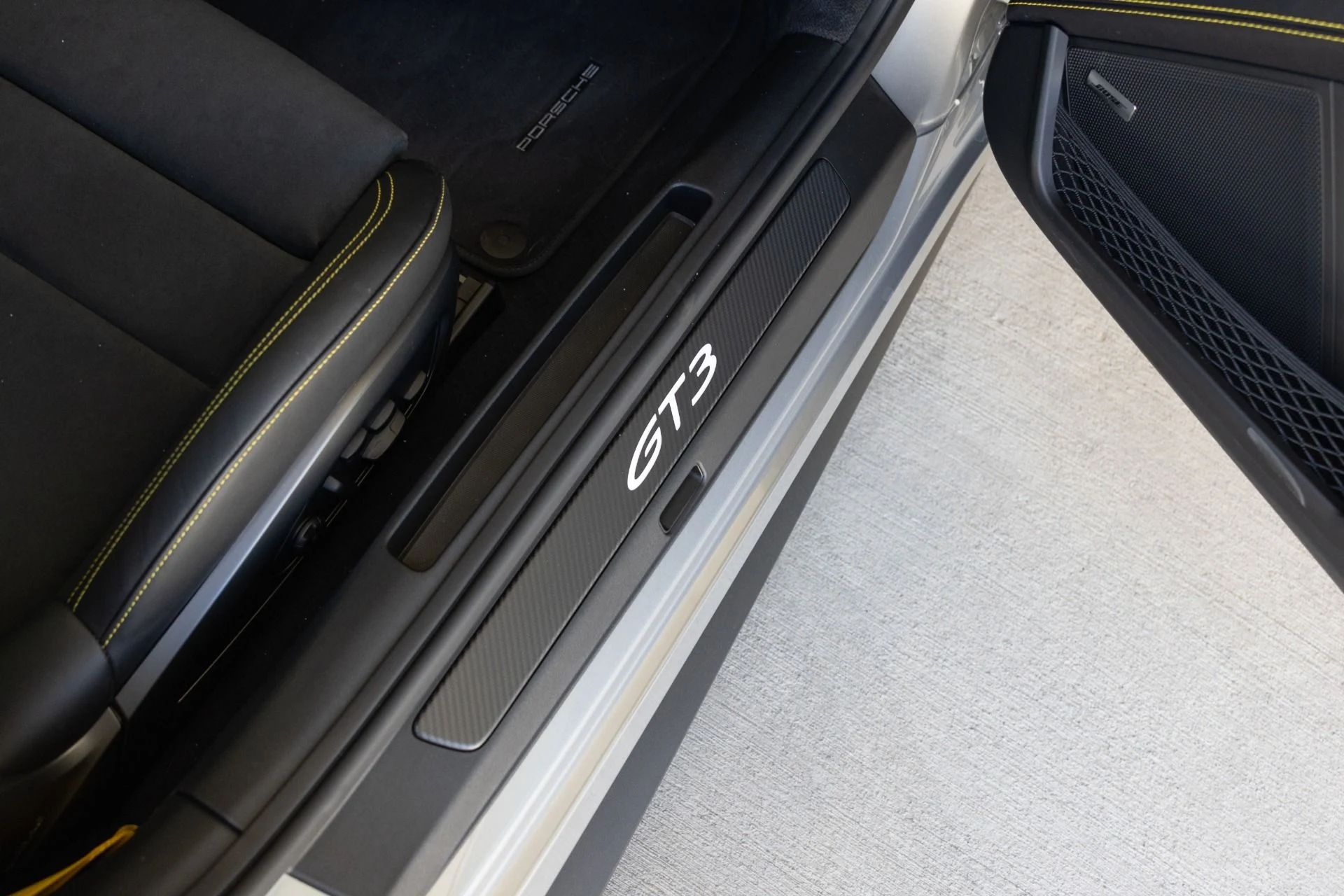 mph054_522366370_Used_2026_Porsche_911_GT_3_1782857312_95e8bed600