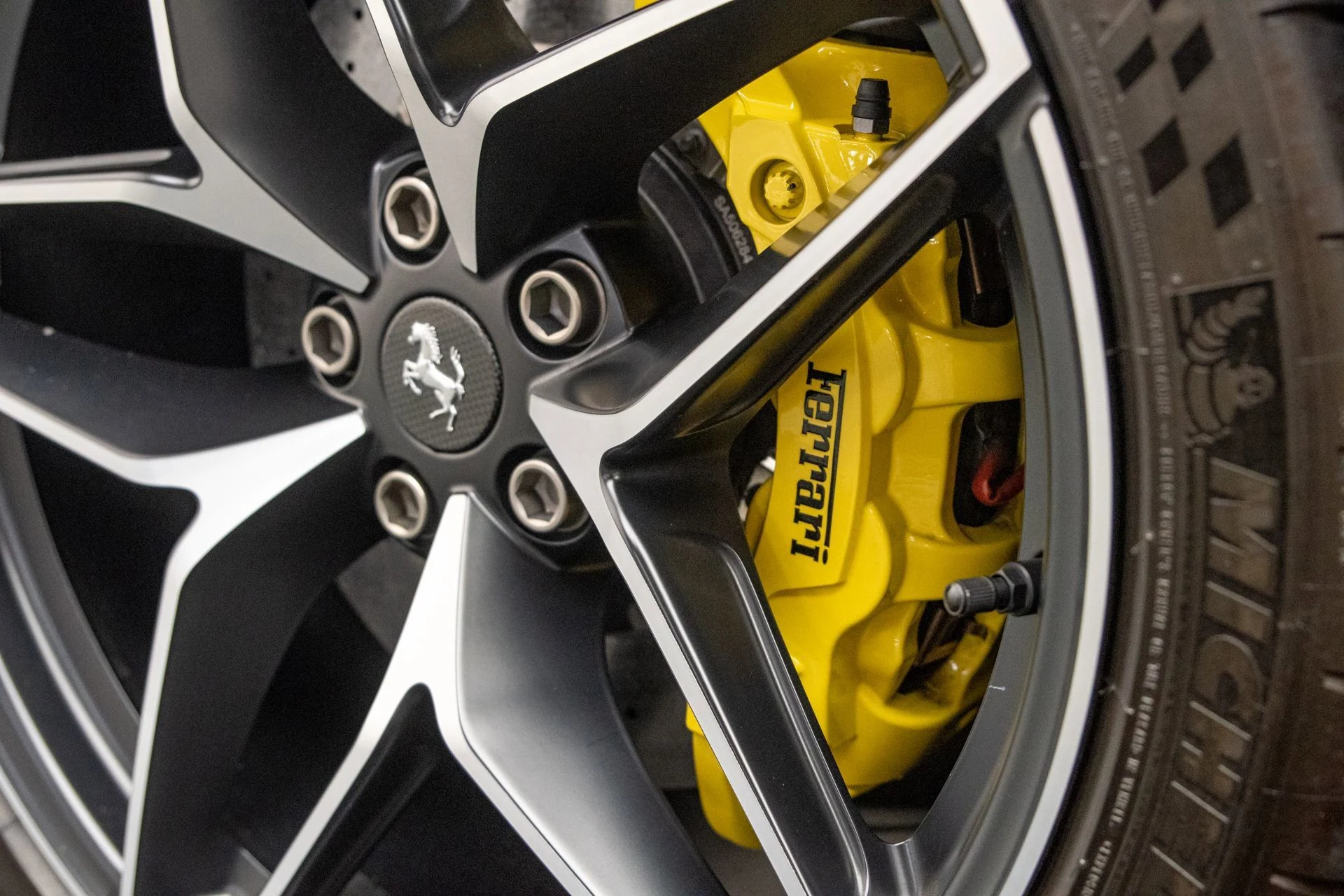 mph054_529675978_9c9eb4d07c1d4408841a687bdf119442_18ed07633d