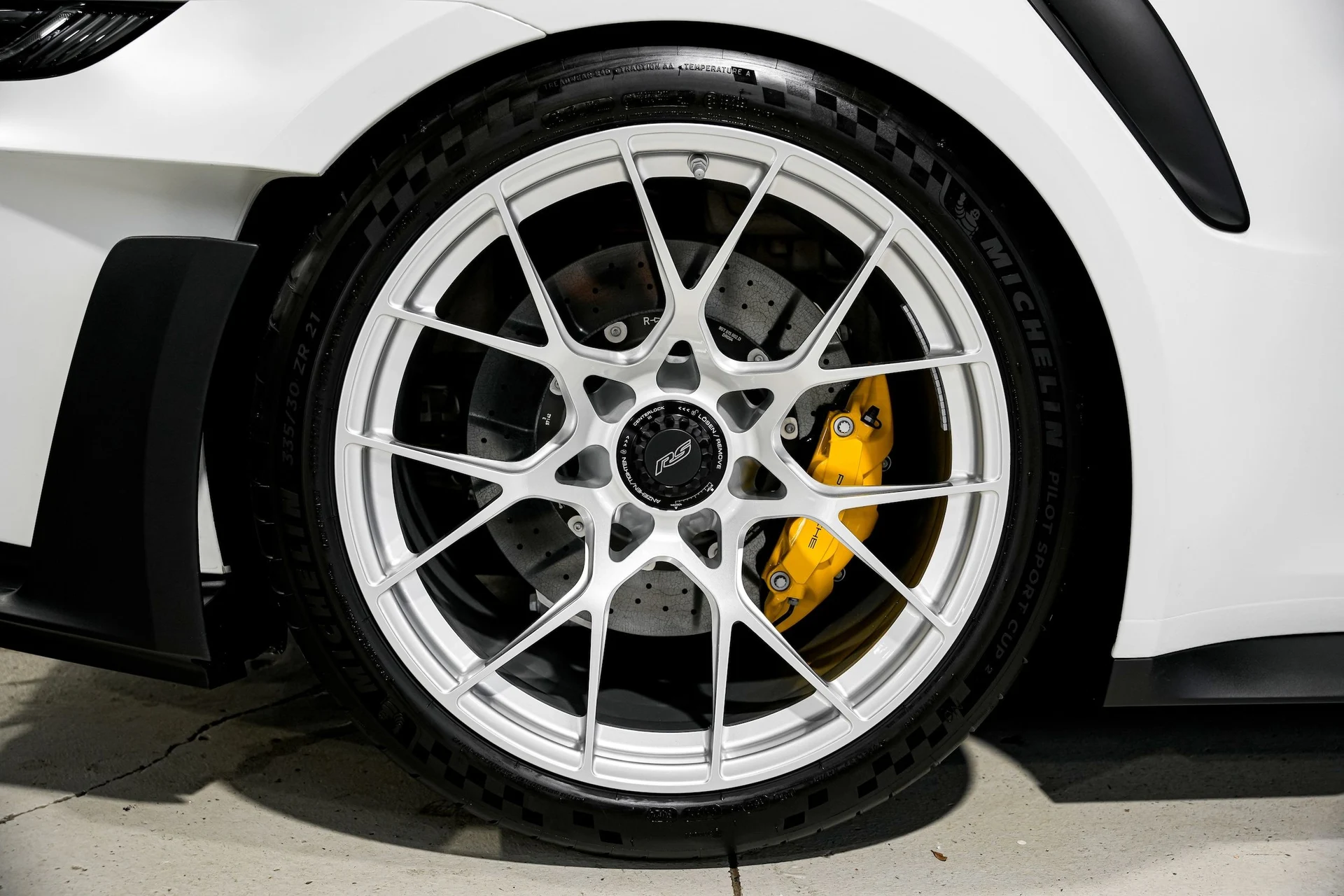 mph054_538359623_6a4b3805a7f1aada96d178f5931daf2ax_3e549c49d3